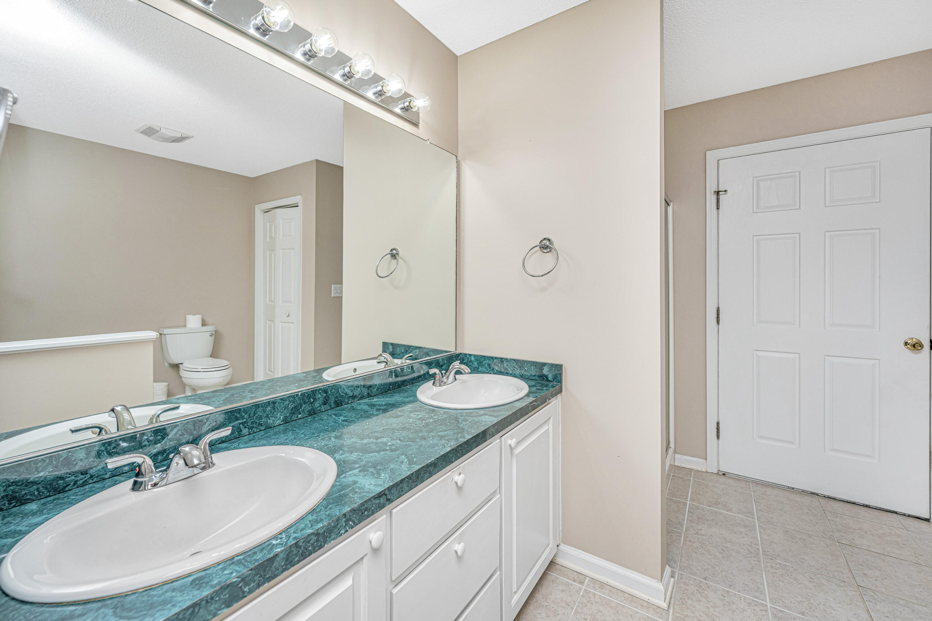 46 Battery Park Road