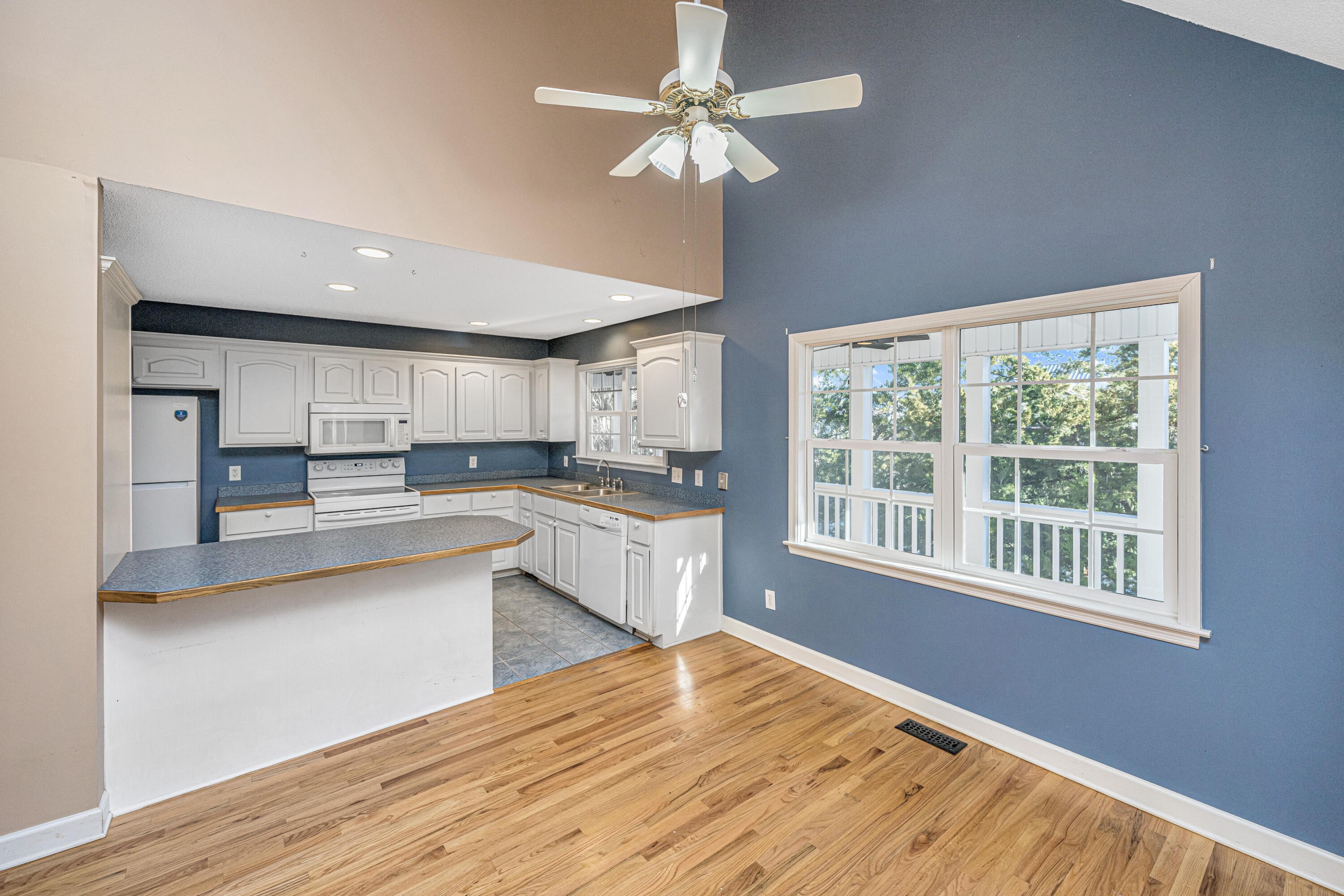 46 Battery Park Road