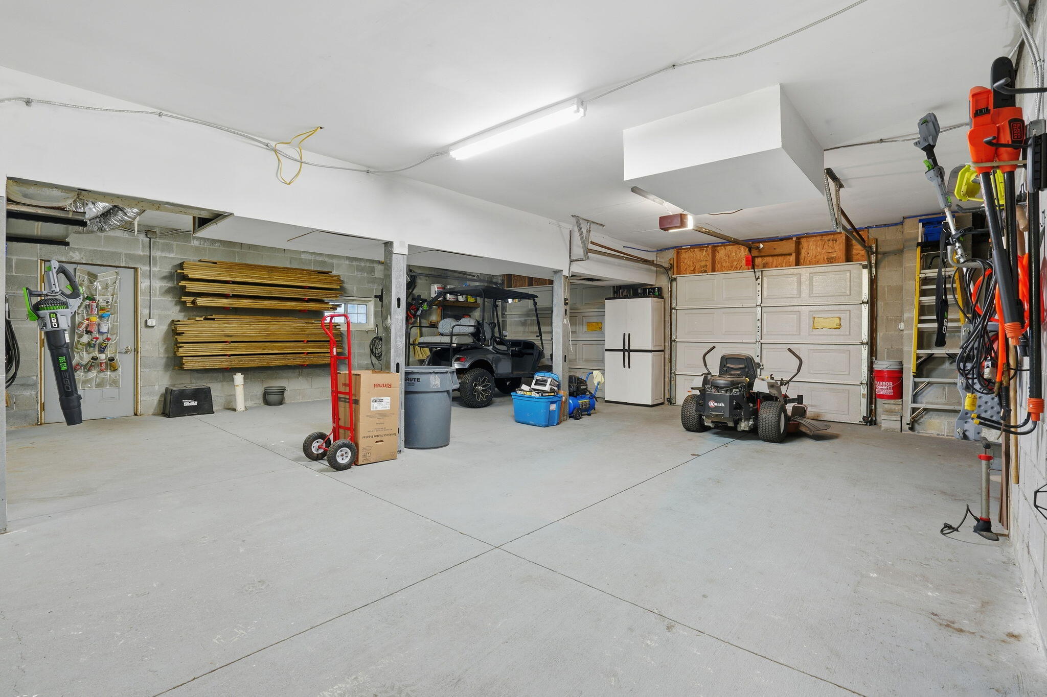 8448 Chisolm Plantation Road