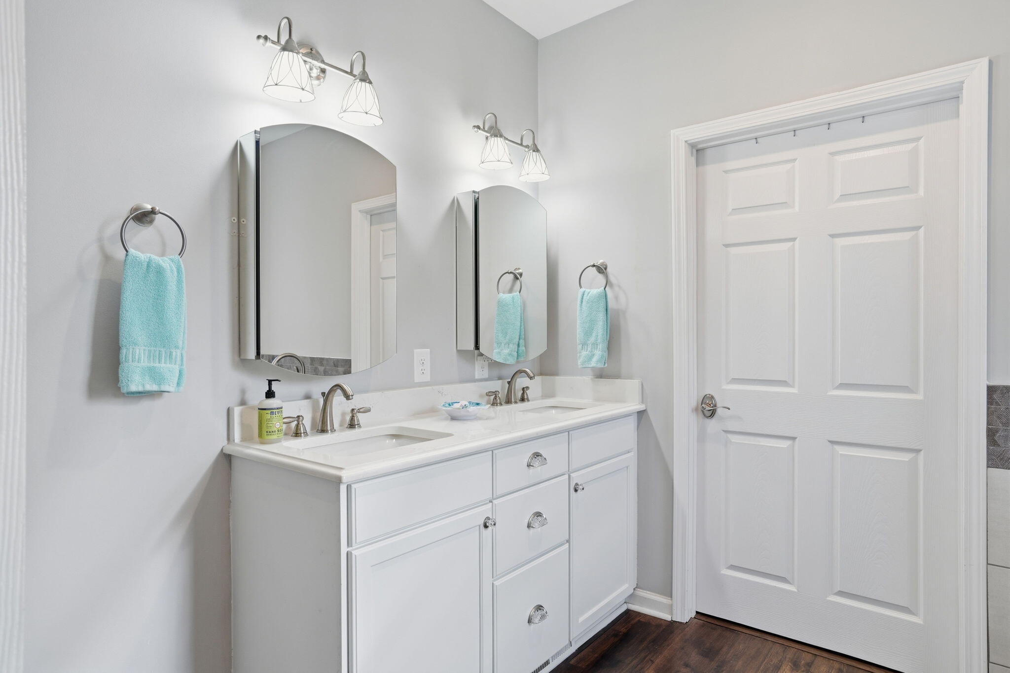 8448 Chisolm Plantation Road