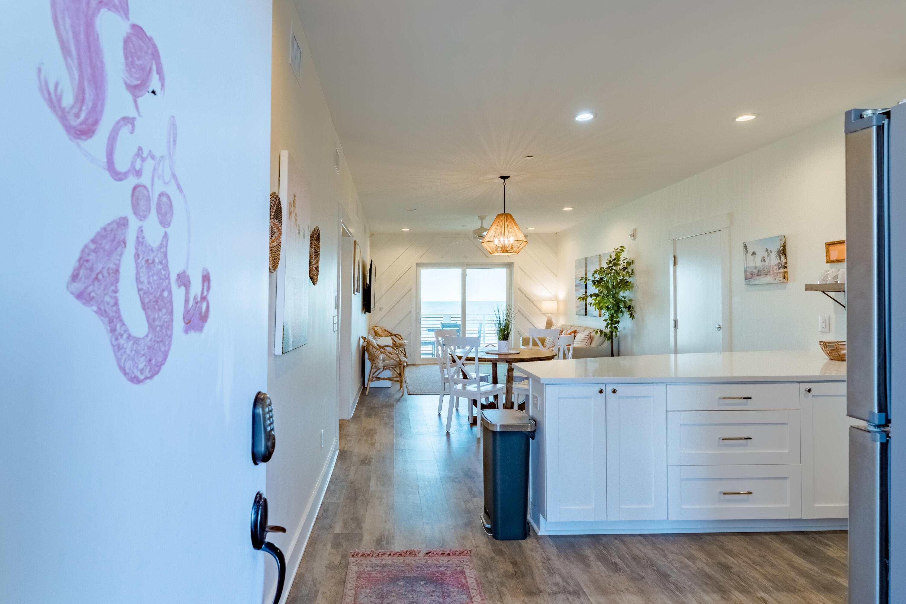 115 E Arctic Avenue # 2b