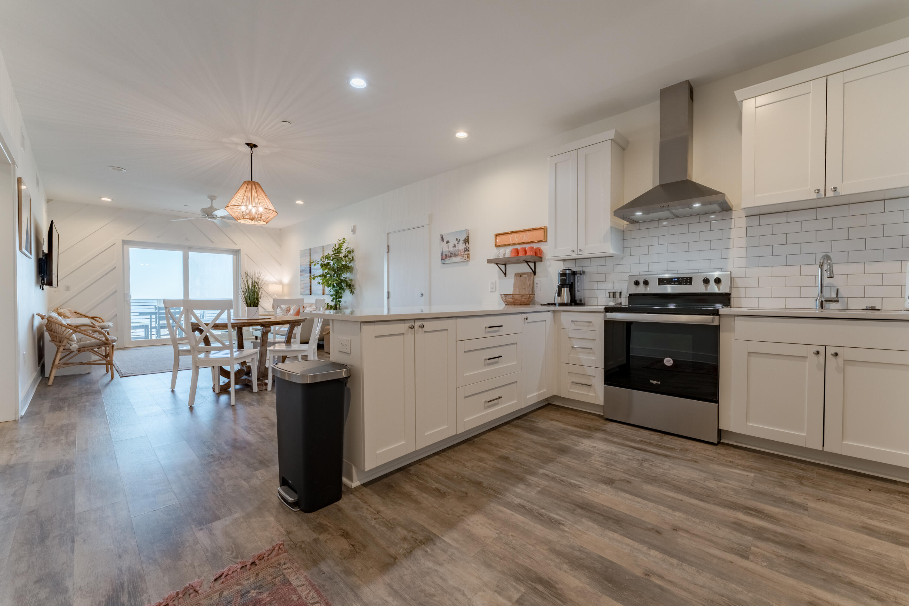 115 E Arctic Avenue # 2b