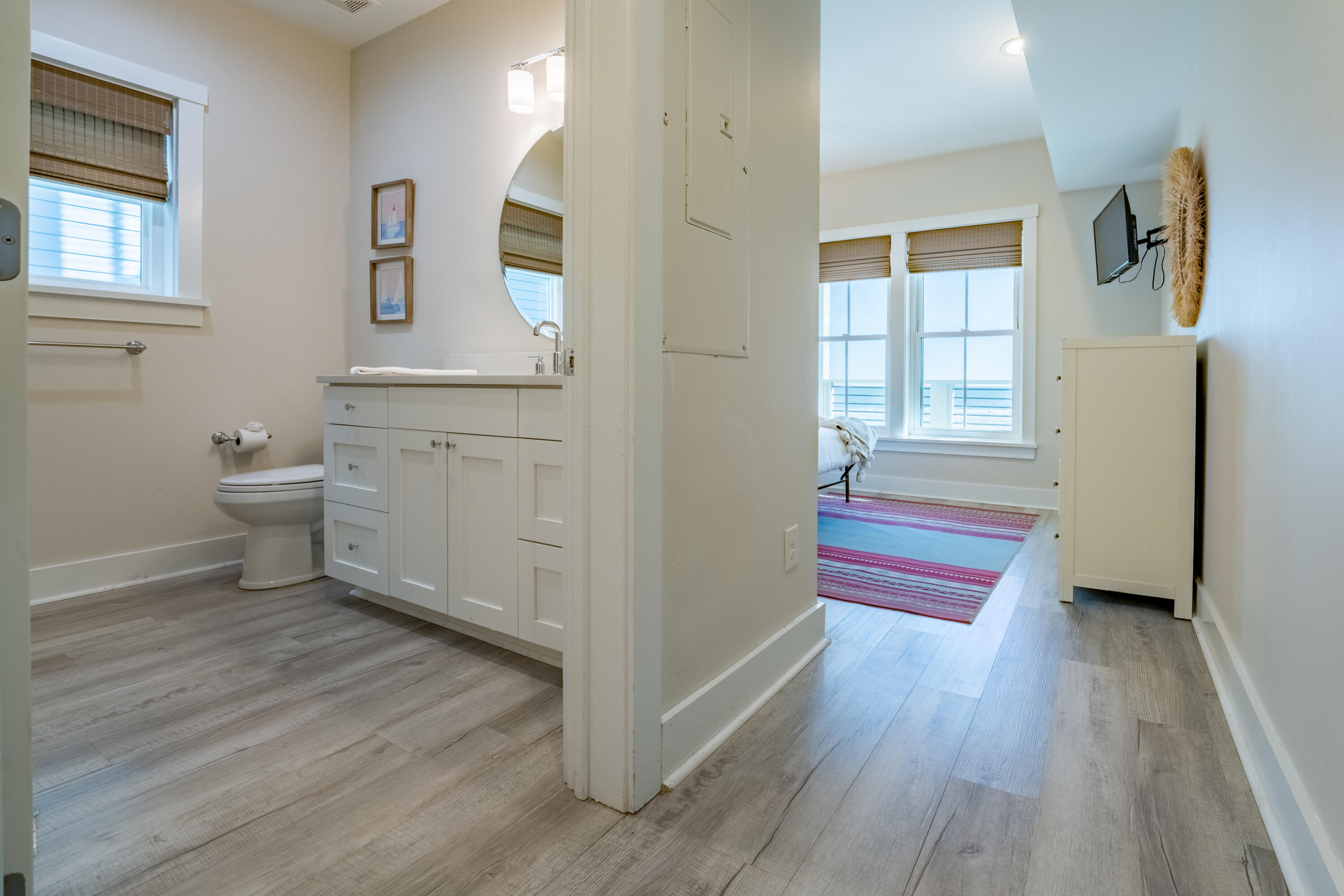 115 E Arctic Avenue # 1b