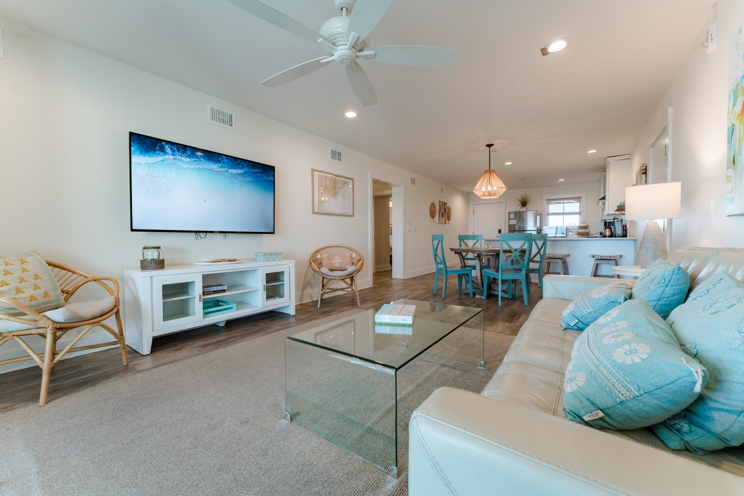 115 E Arctic Avenue # 3a