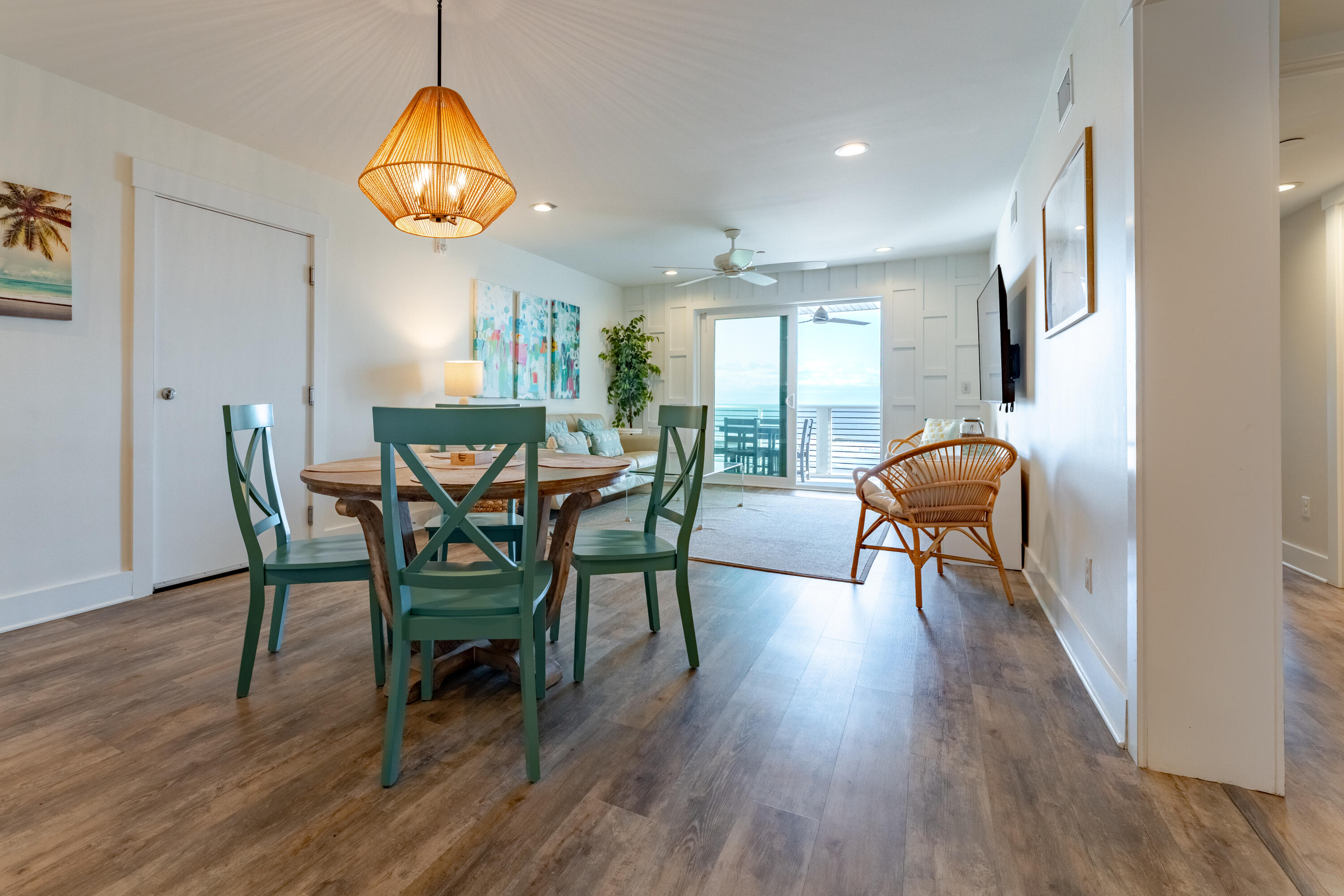 115 E Arctic Avenue # 3a