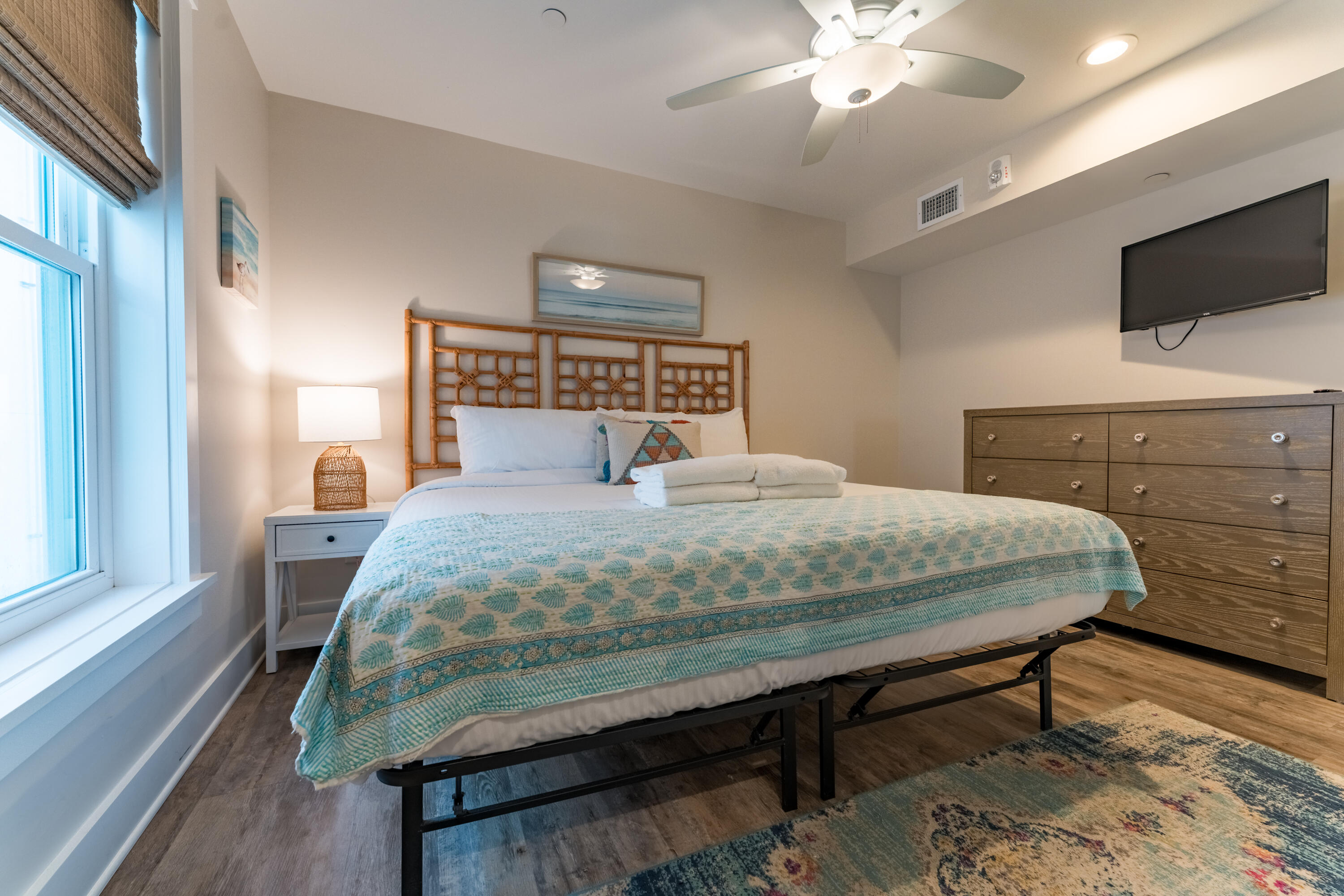 115 E Arctic Avenue # 3a