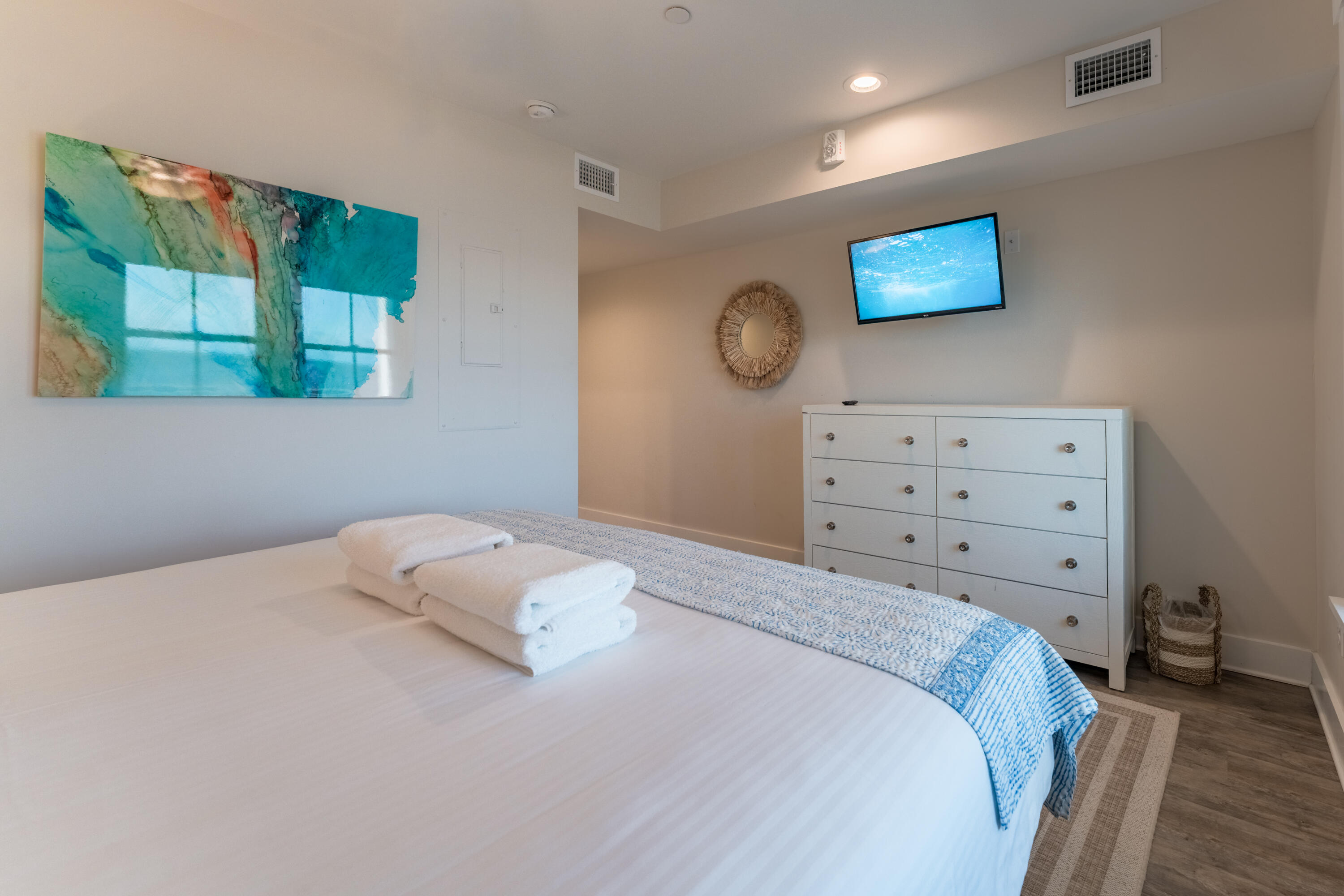 115 E Arctic Avenue # 3a