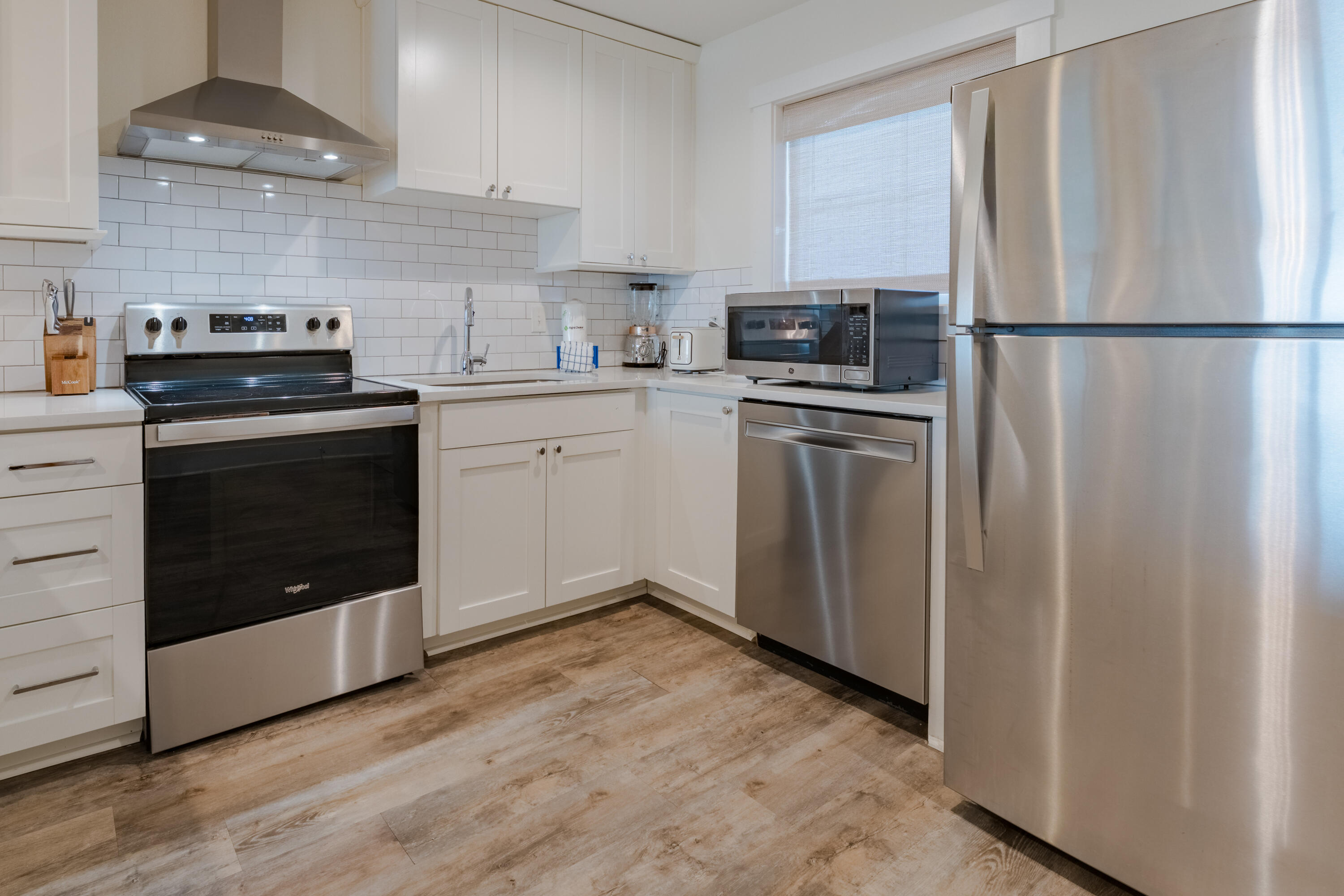 115 E Arctic Avenue # 3b