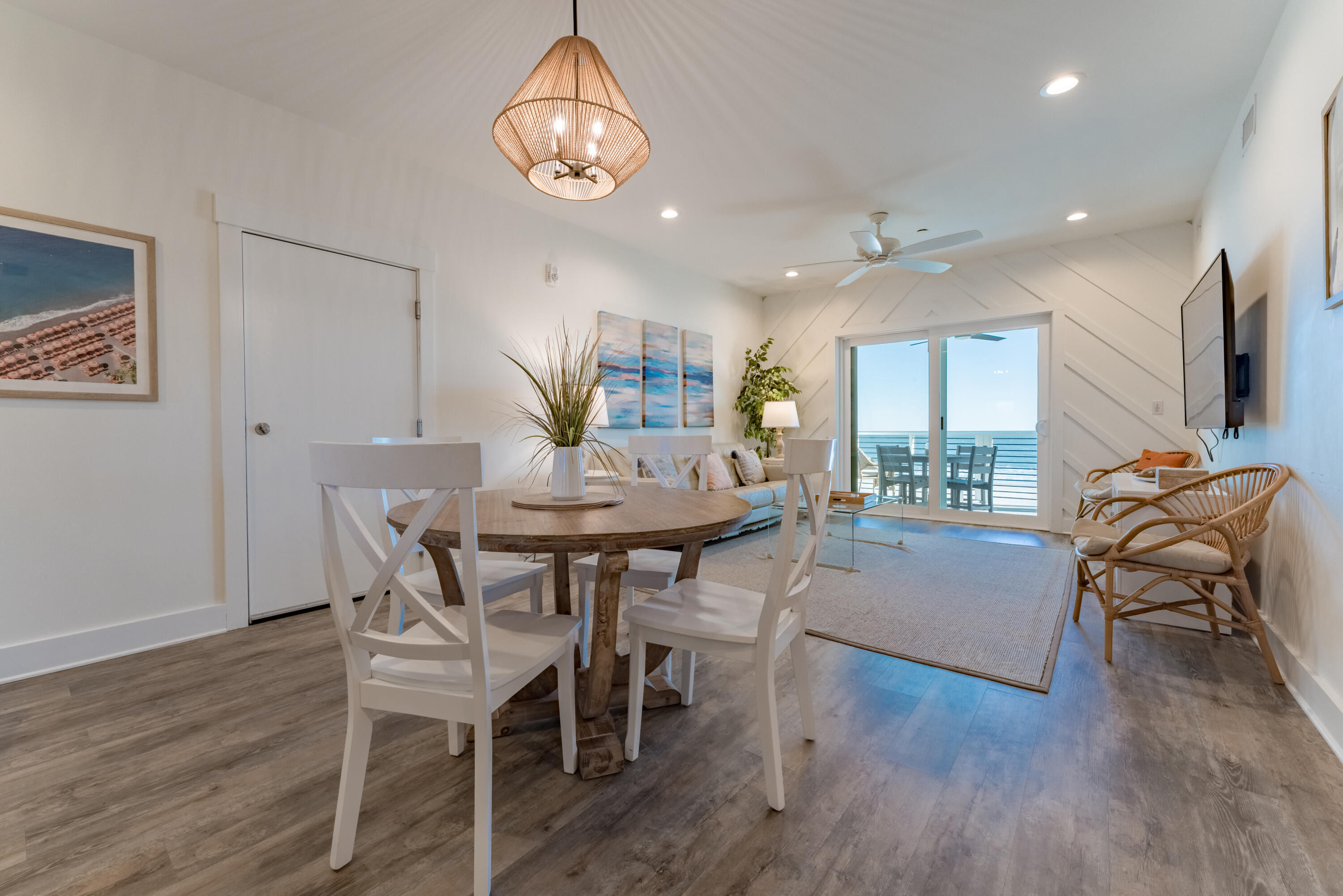 115 E Arctic Avenue # 2a