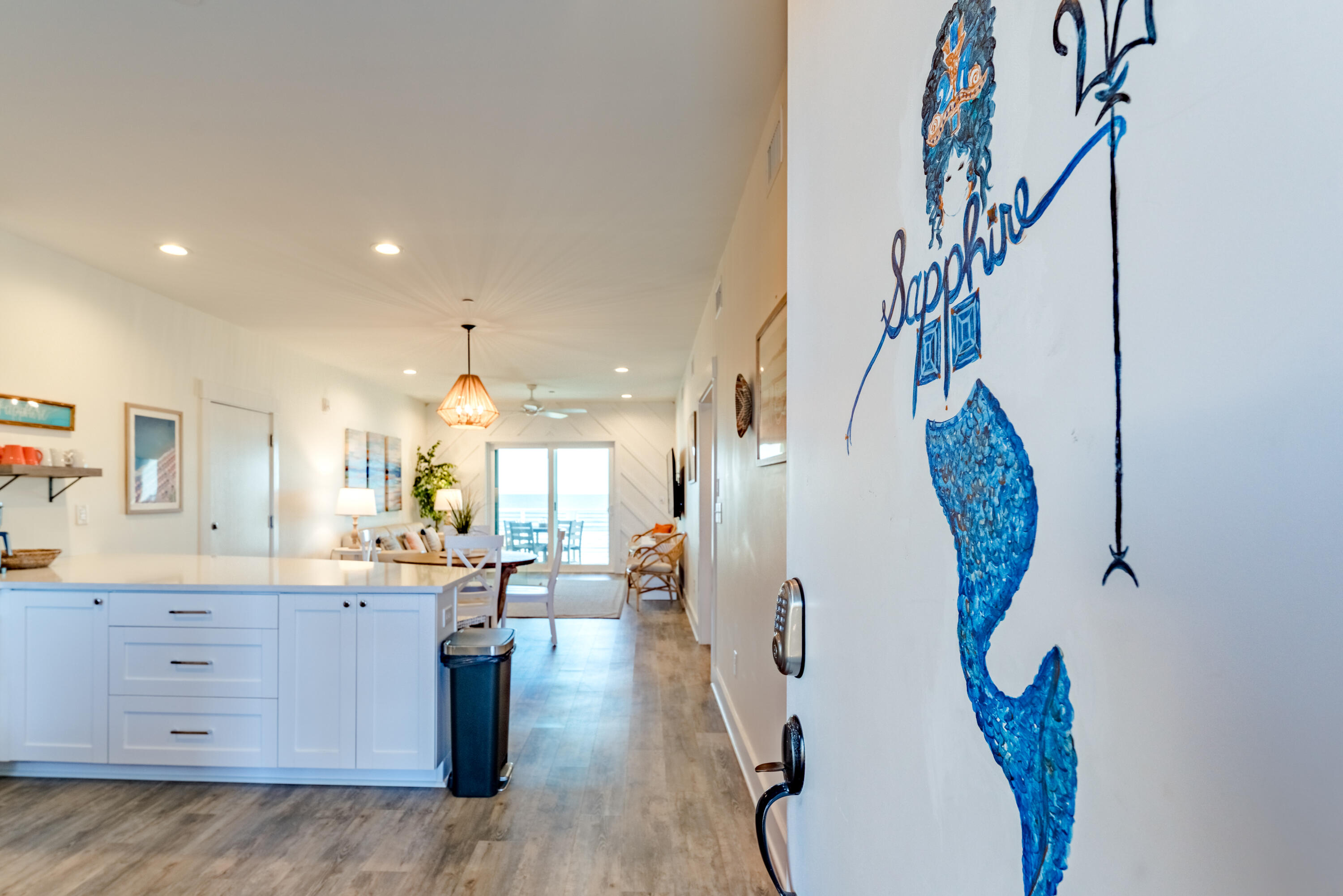 115 E Arctic Avenue # 2a