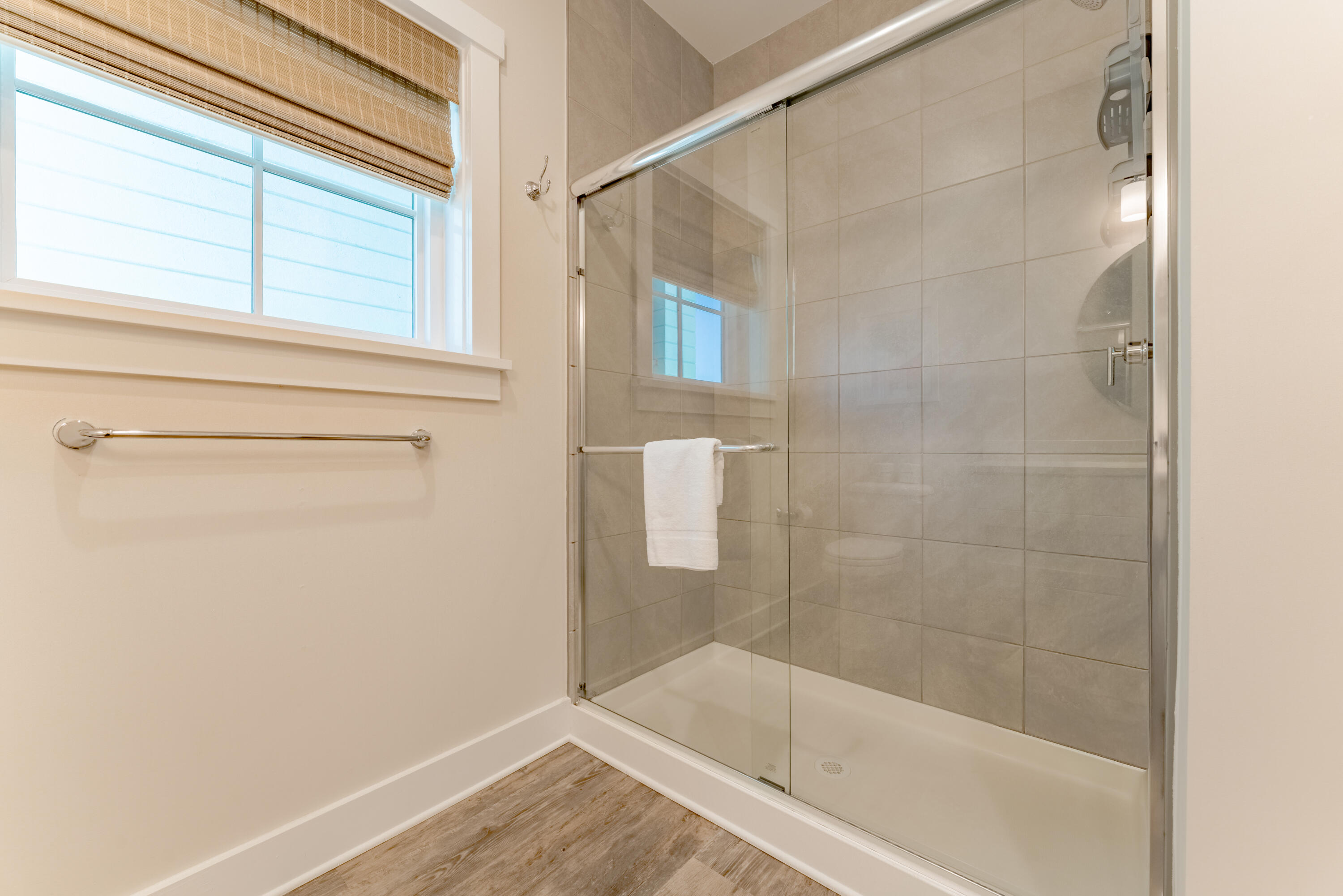 115 E Arctic Avenue # 2a