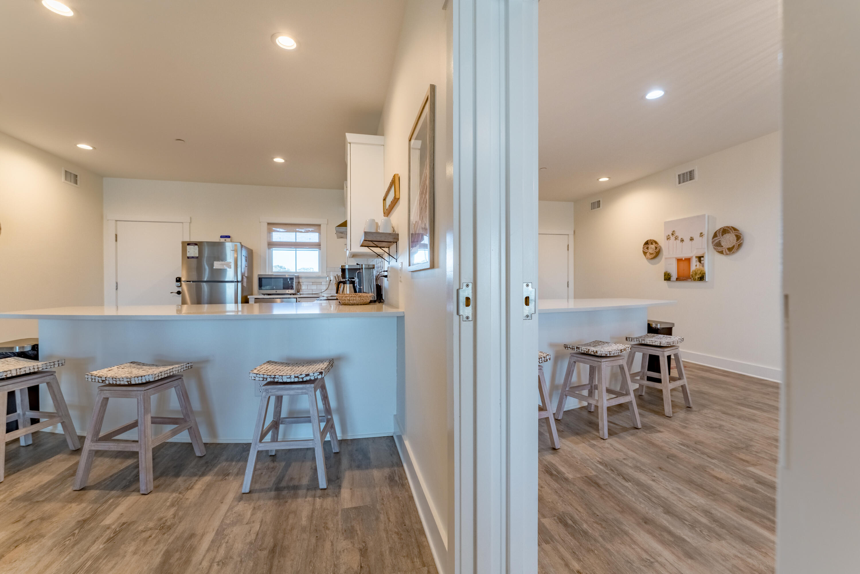 115 E Arctic Avenue # 2a