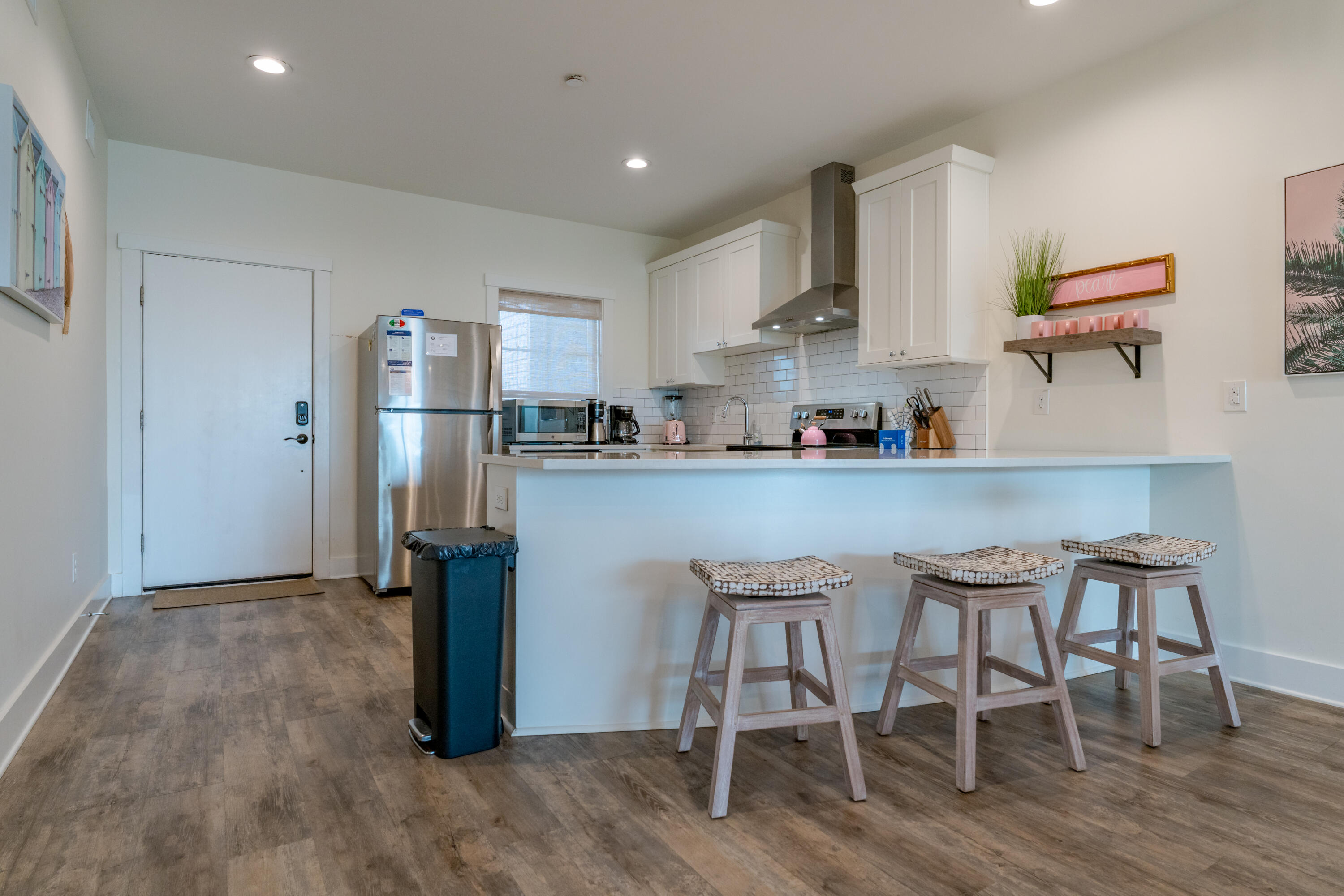 115 E Arctic Avenue # 1a