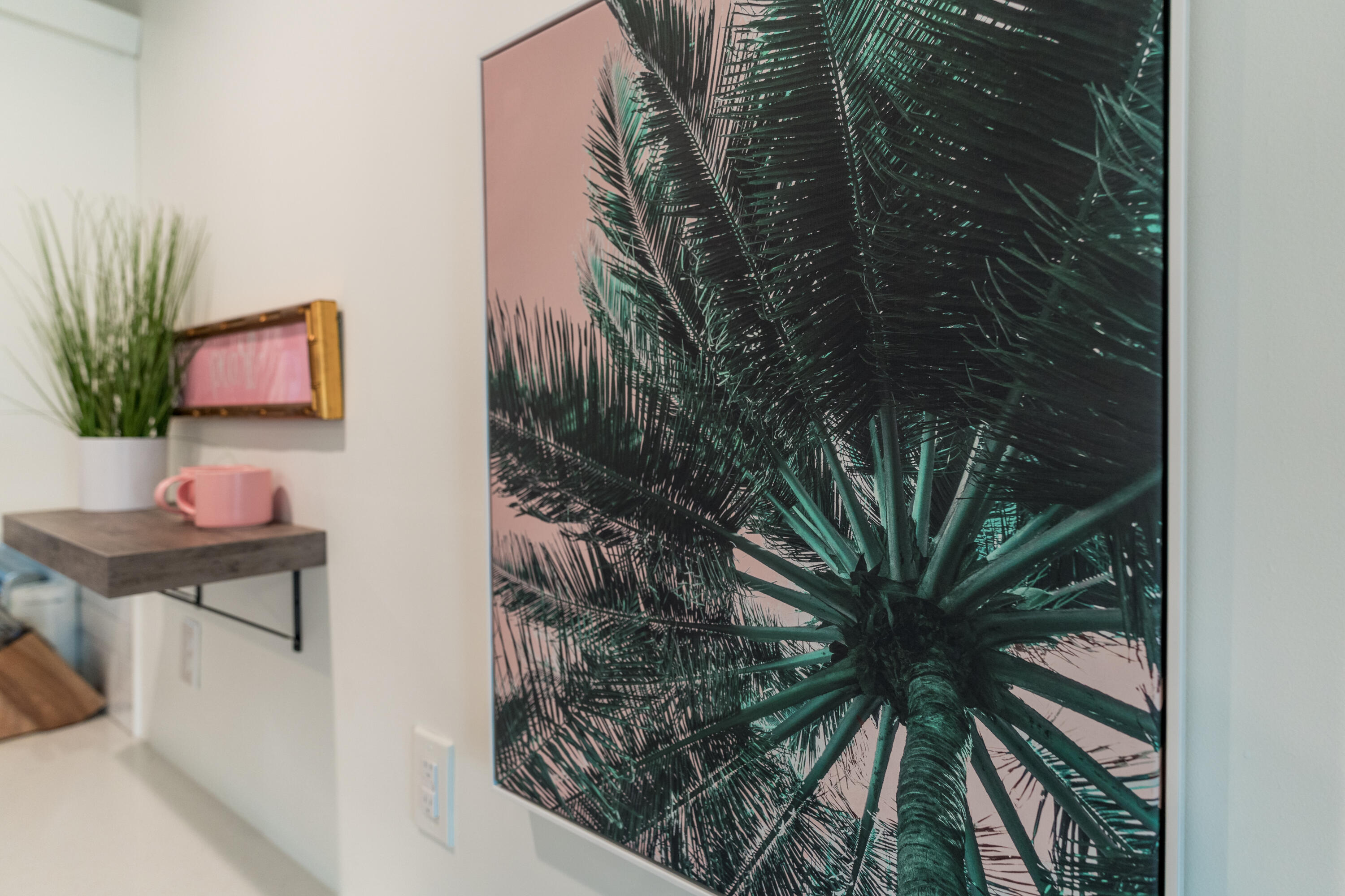 115 E Arctic Avenue # 1a