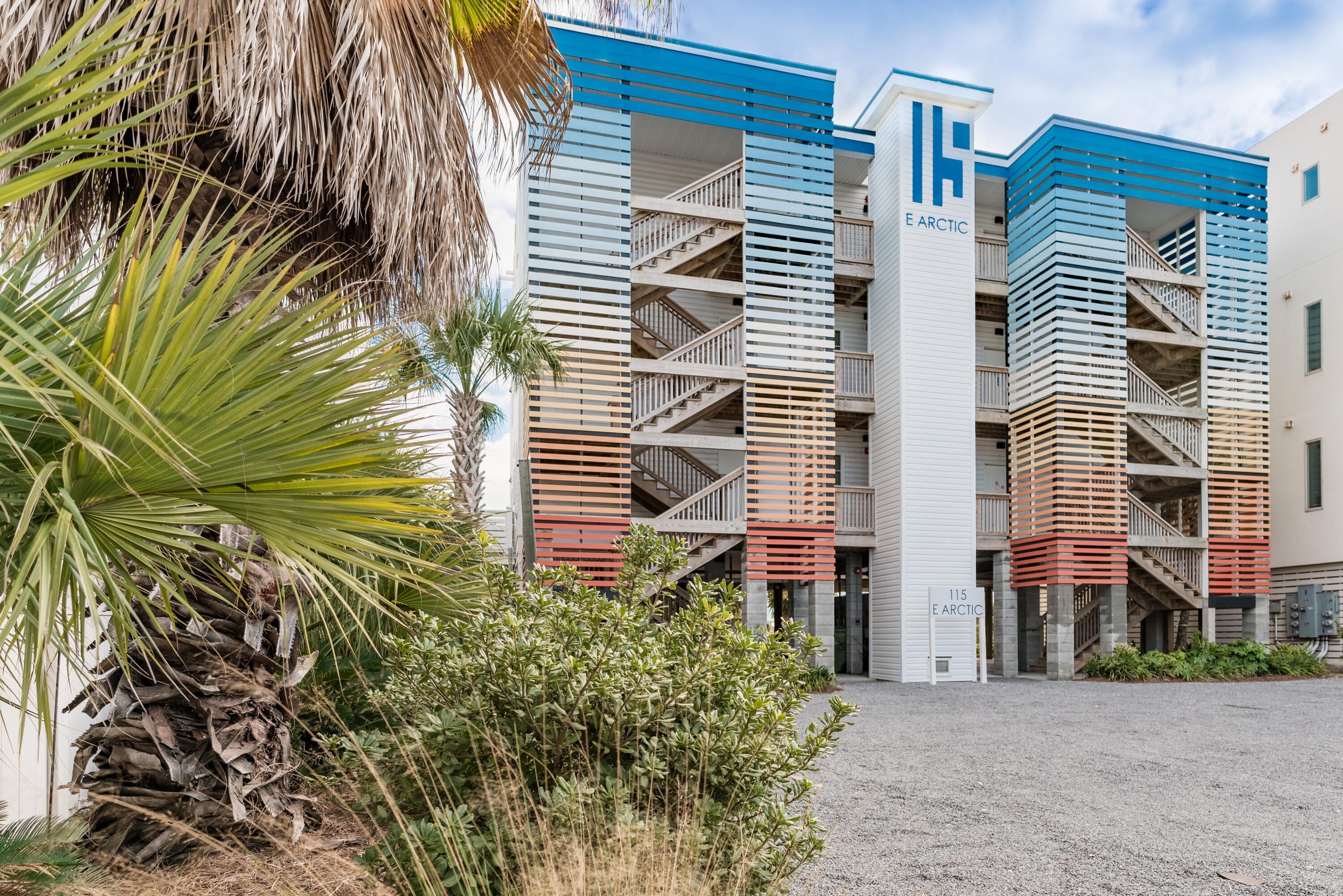 115 E Arctic Avenue # 1a