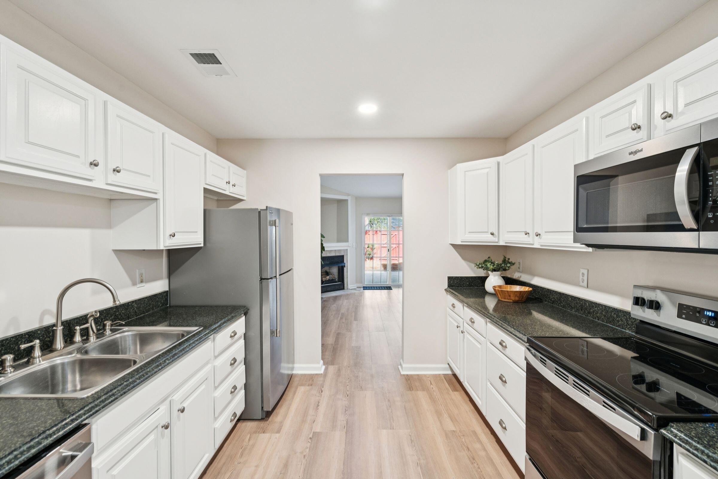 1442 Amanda Park Lane