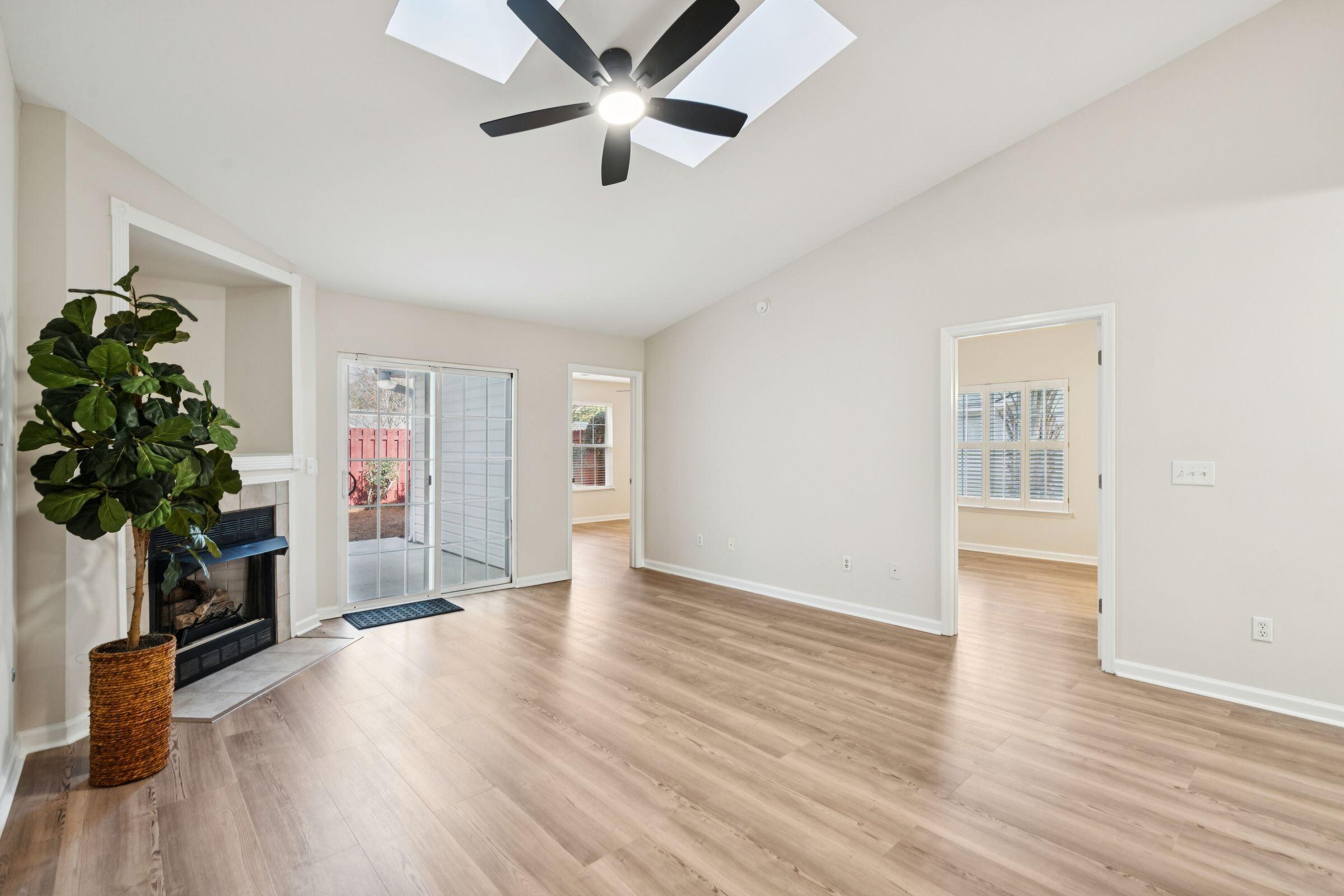 1442 Amanda Park Lane