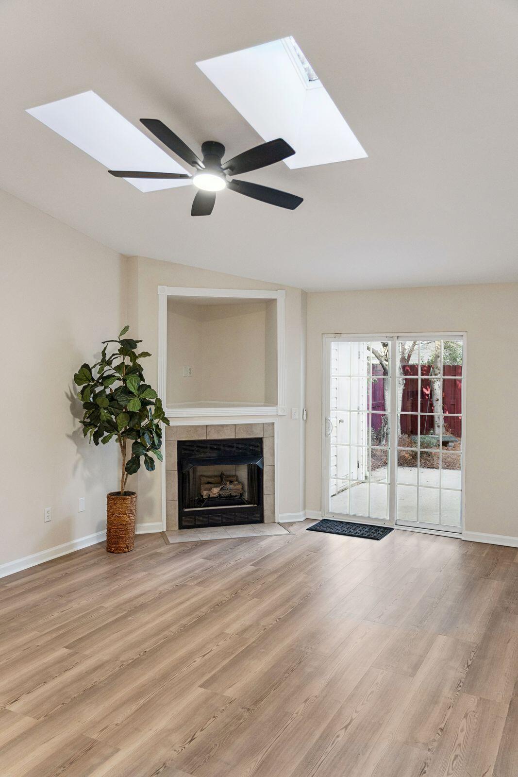 1442 Amanda Park Lane