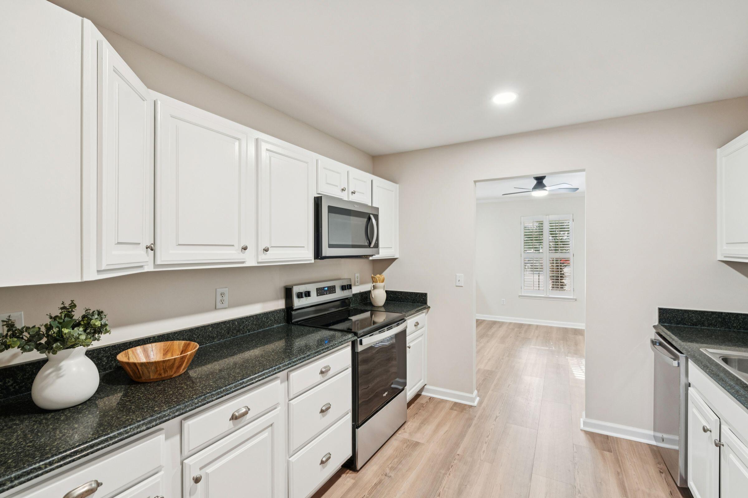 1442 Amanda Park Lane