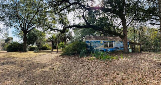 837 Mellichamp Drive