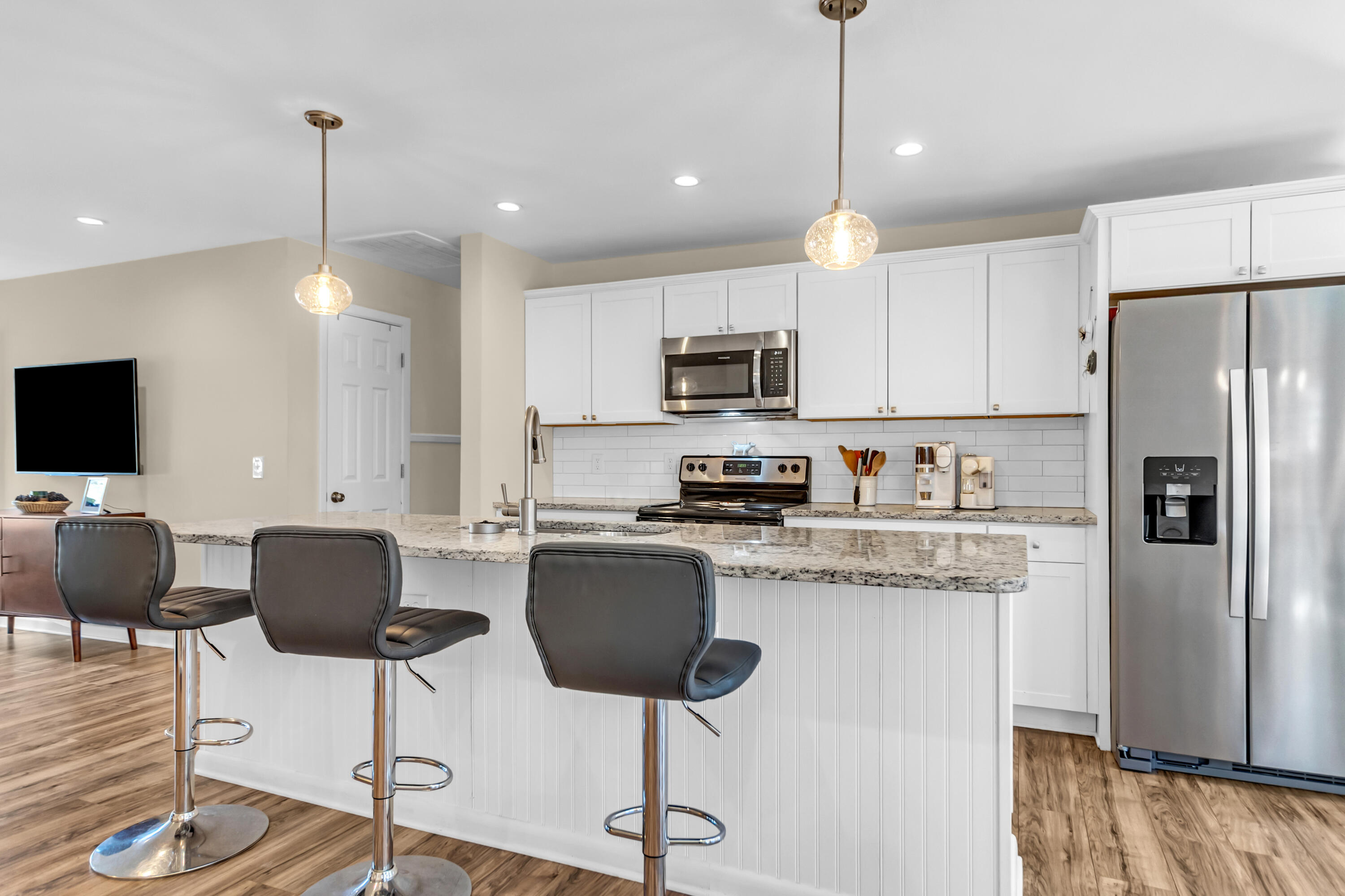 655 Wantoot Boulevard