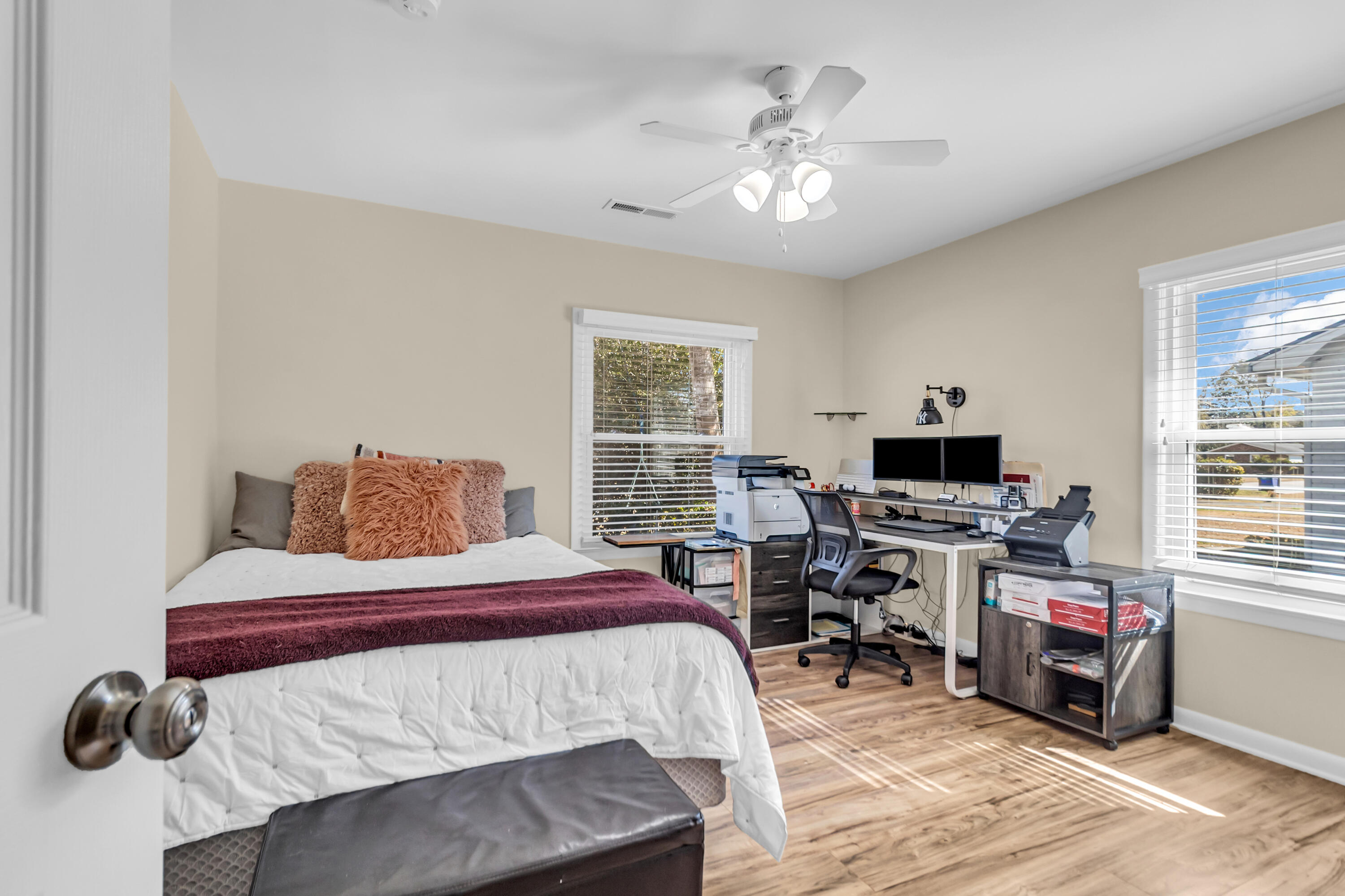 655 Wantoot Boulevard