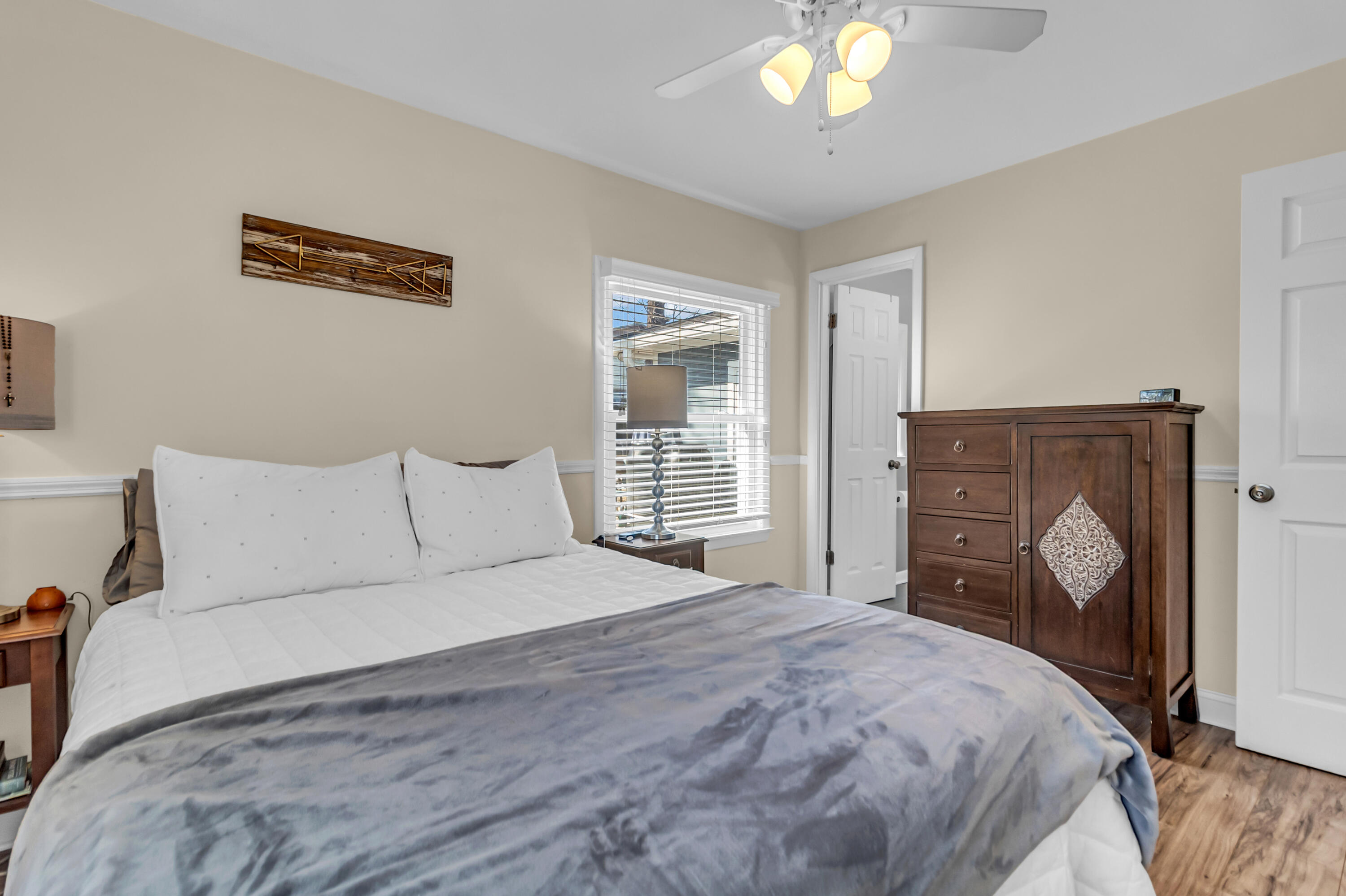 655 Wantoot Boulevard