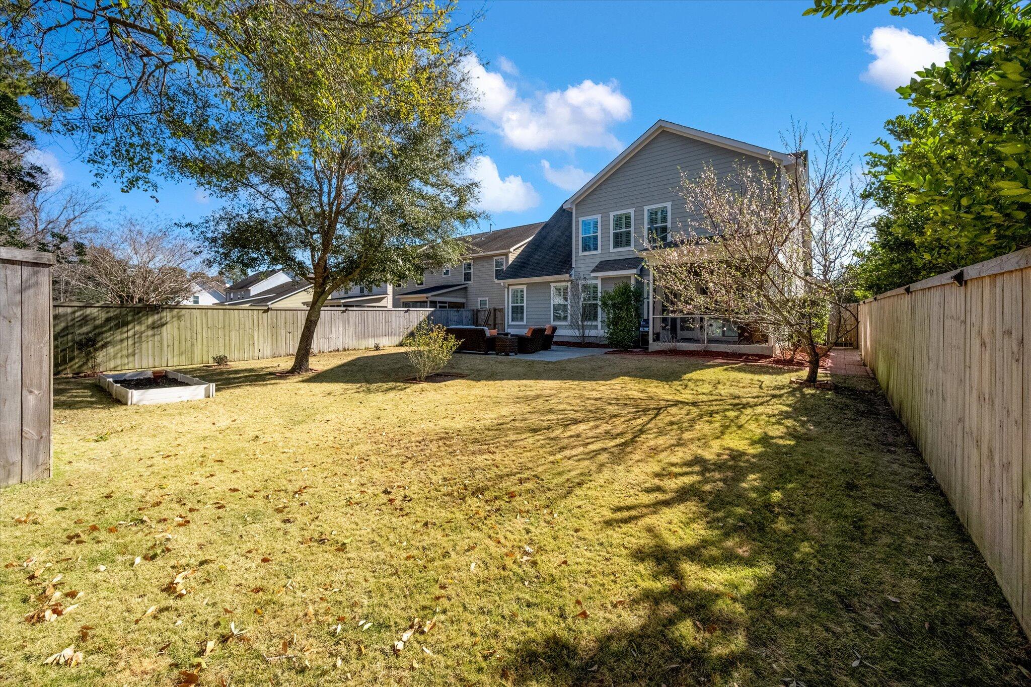 2258 Show Basket Way