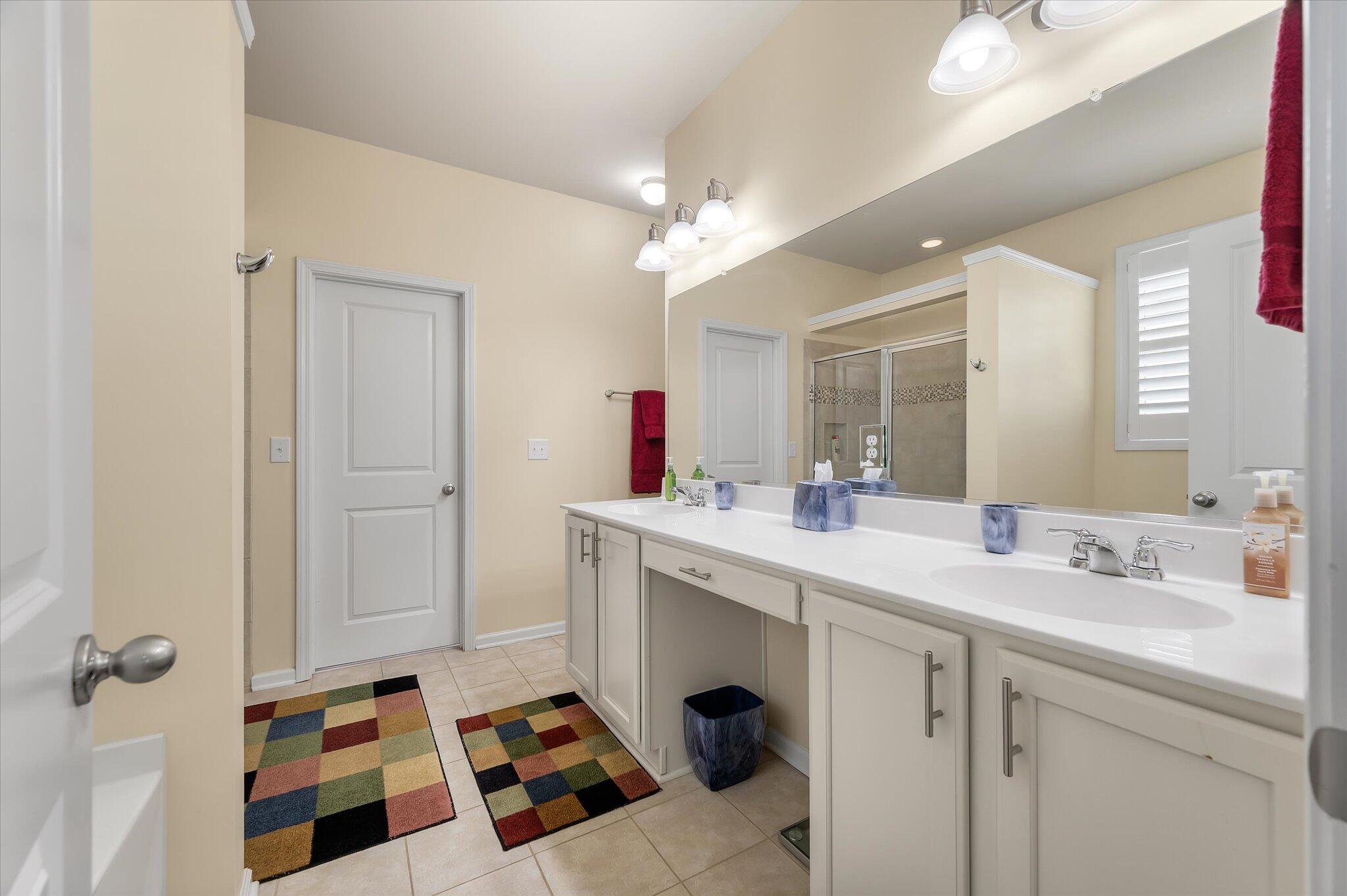 2258 Show Basket Way