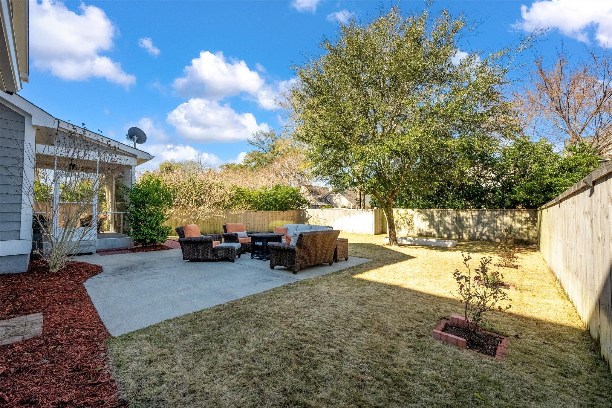 2258 Show Basket Way