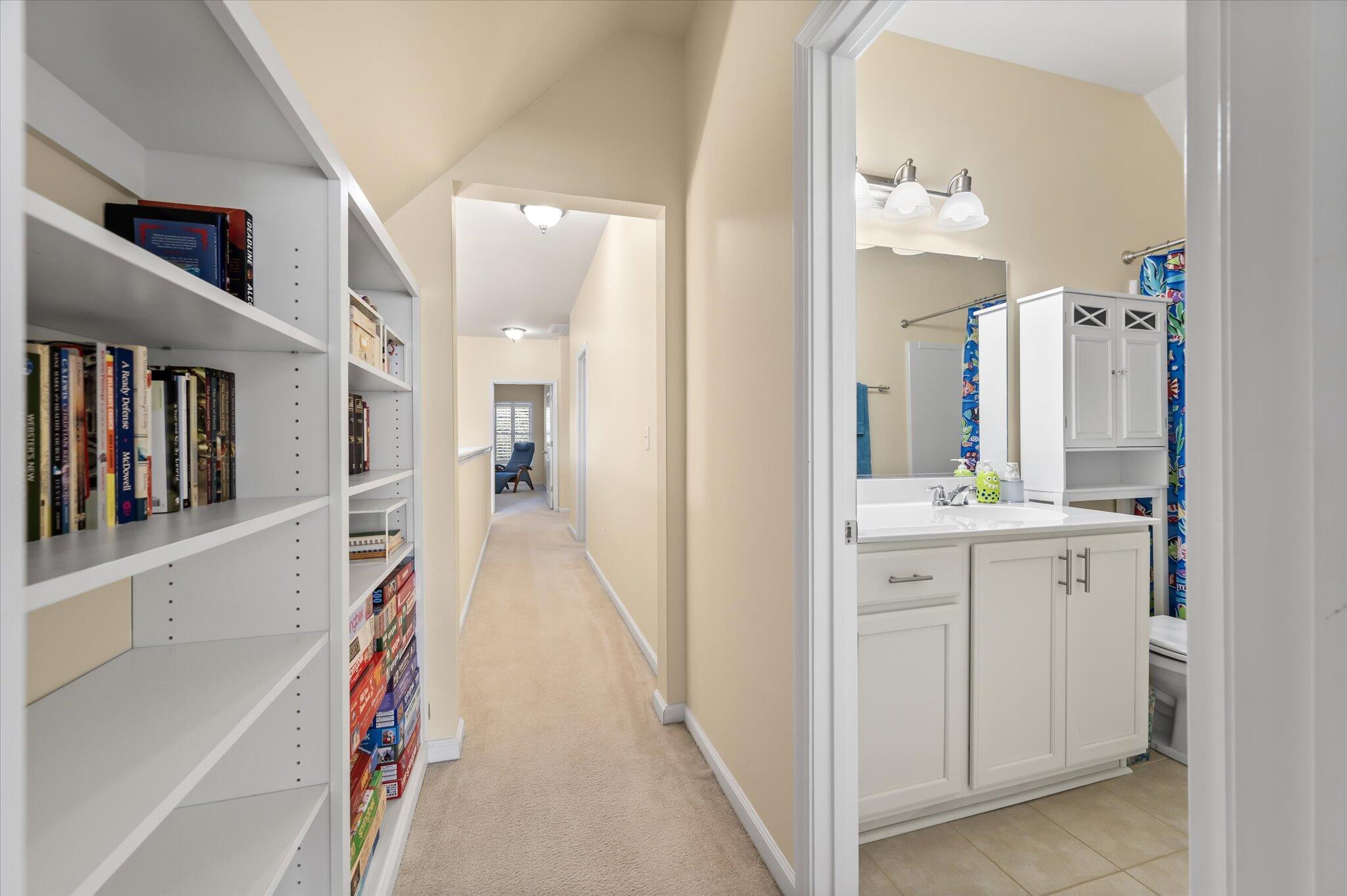 2258 Show Basket Way