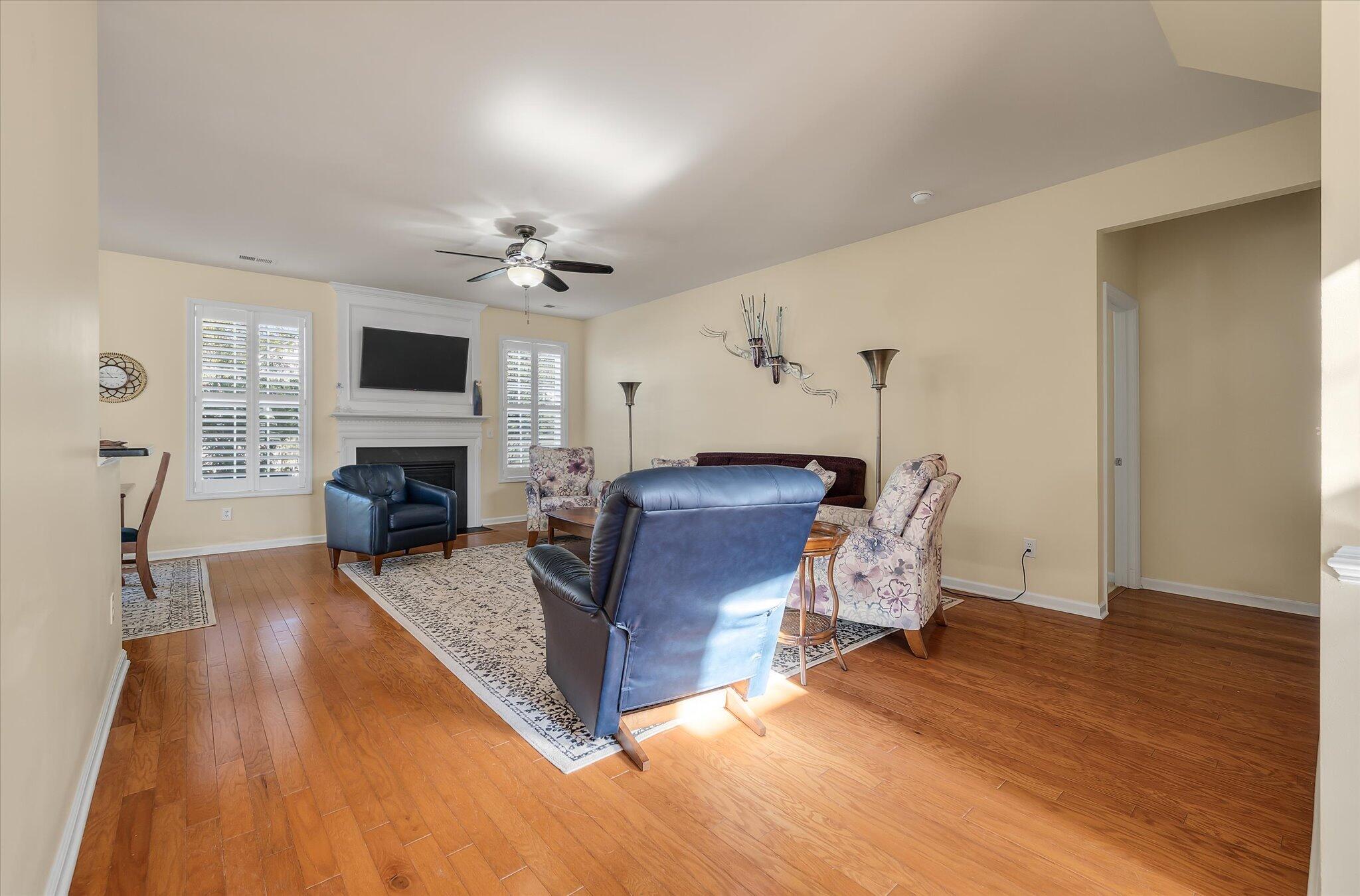 2258 Show Basket Way