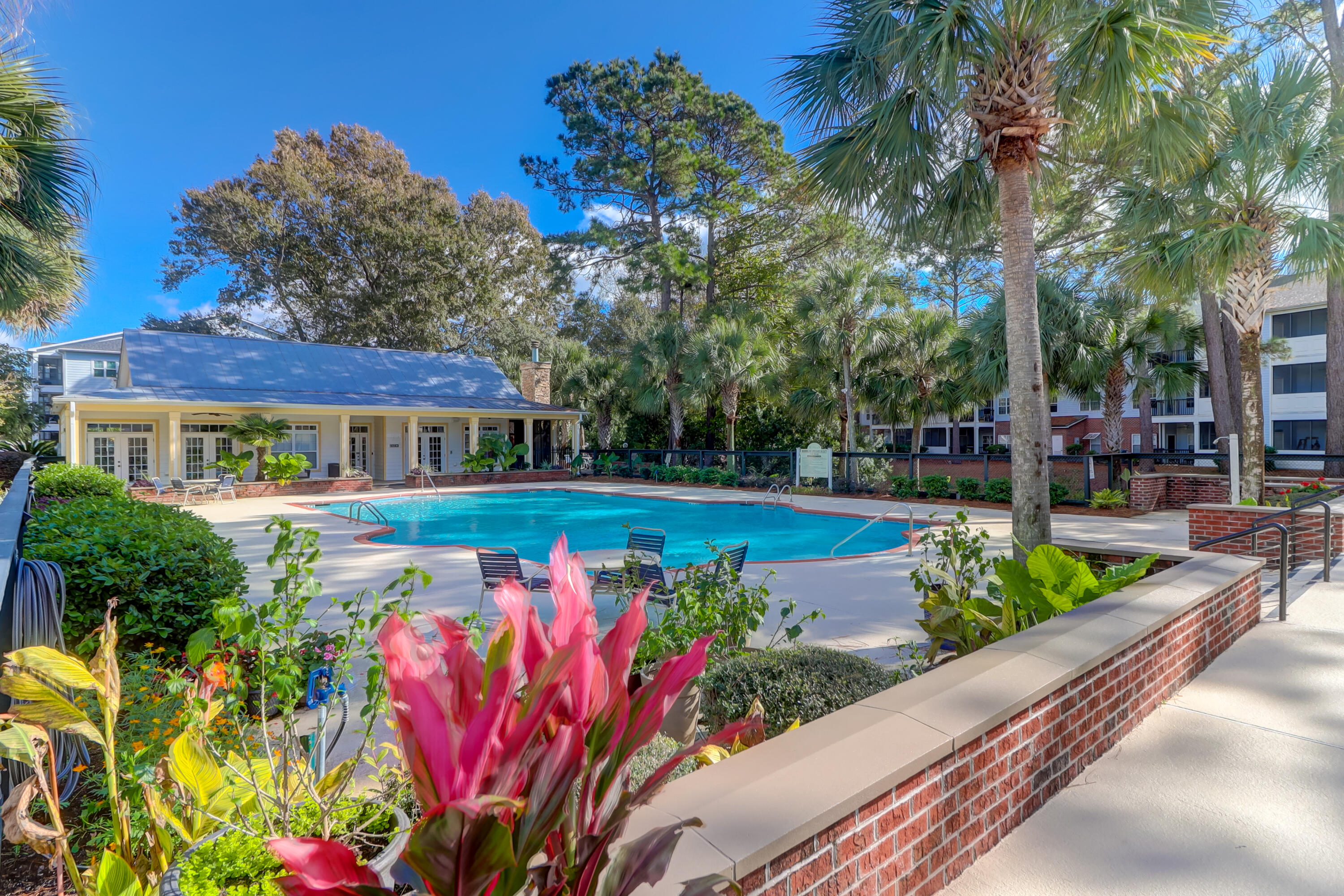 1025 Riverland Woods Place # 513