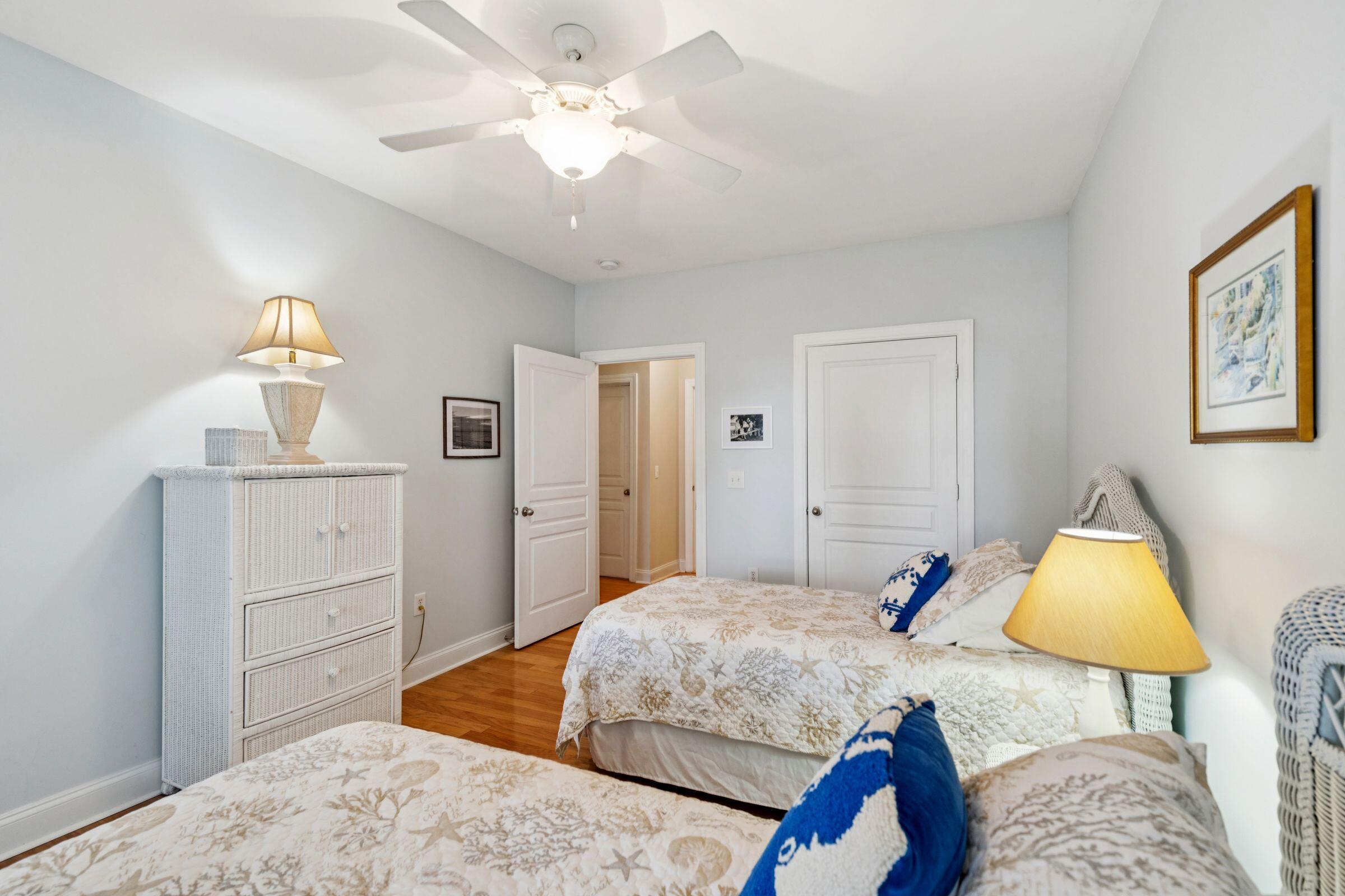 1025 Riverland Woods Place # 513