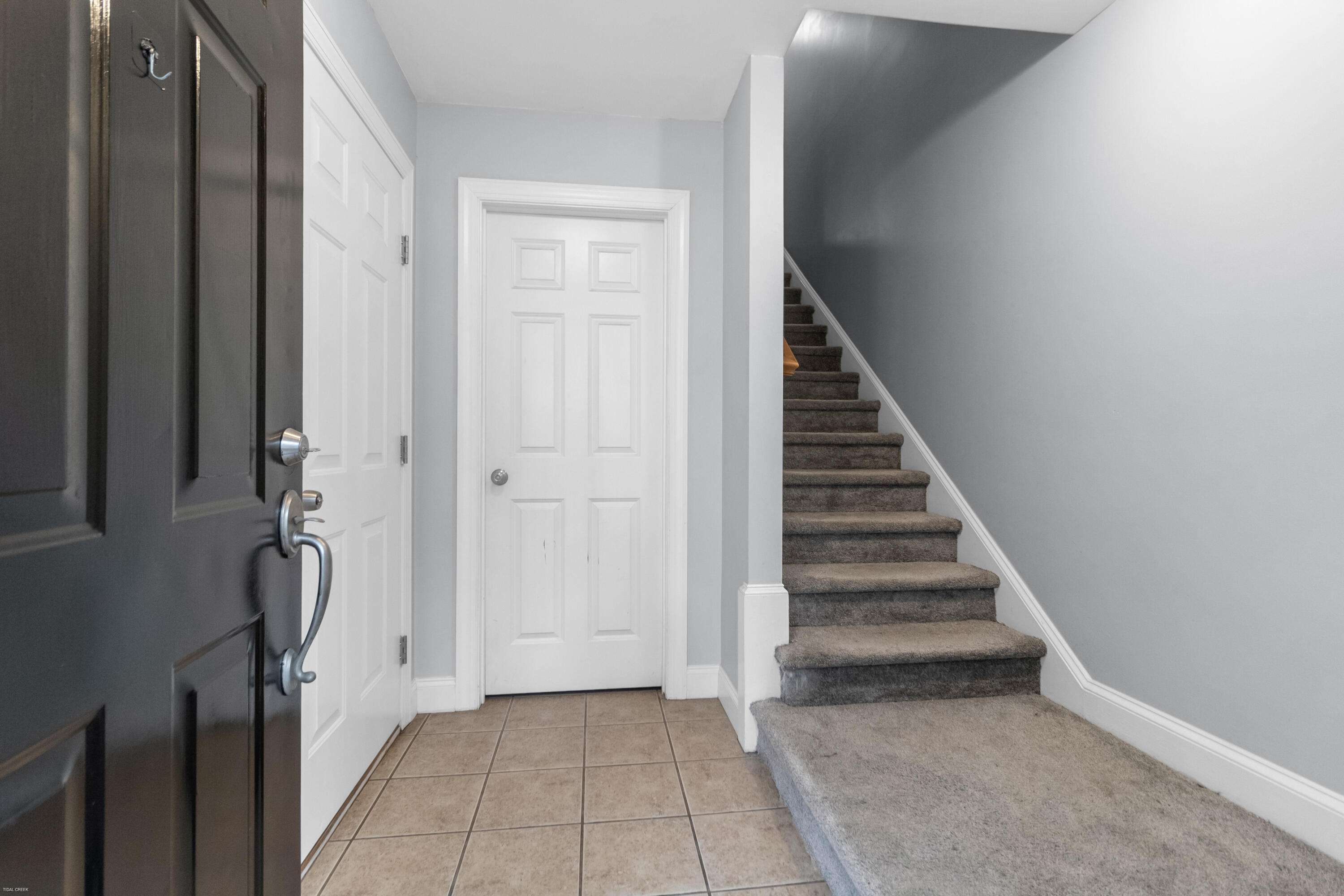 4008 Radcliffe Place Drive # 5 Unit: M-5