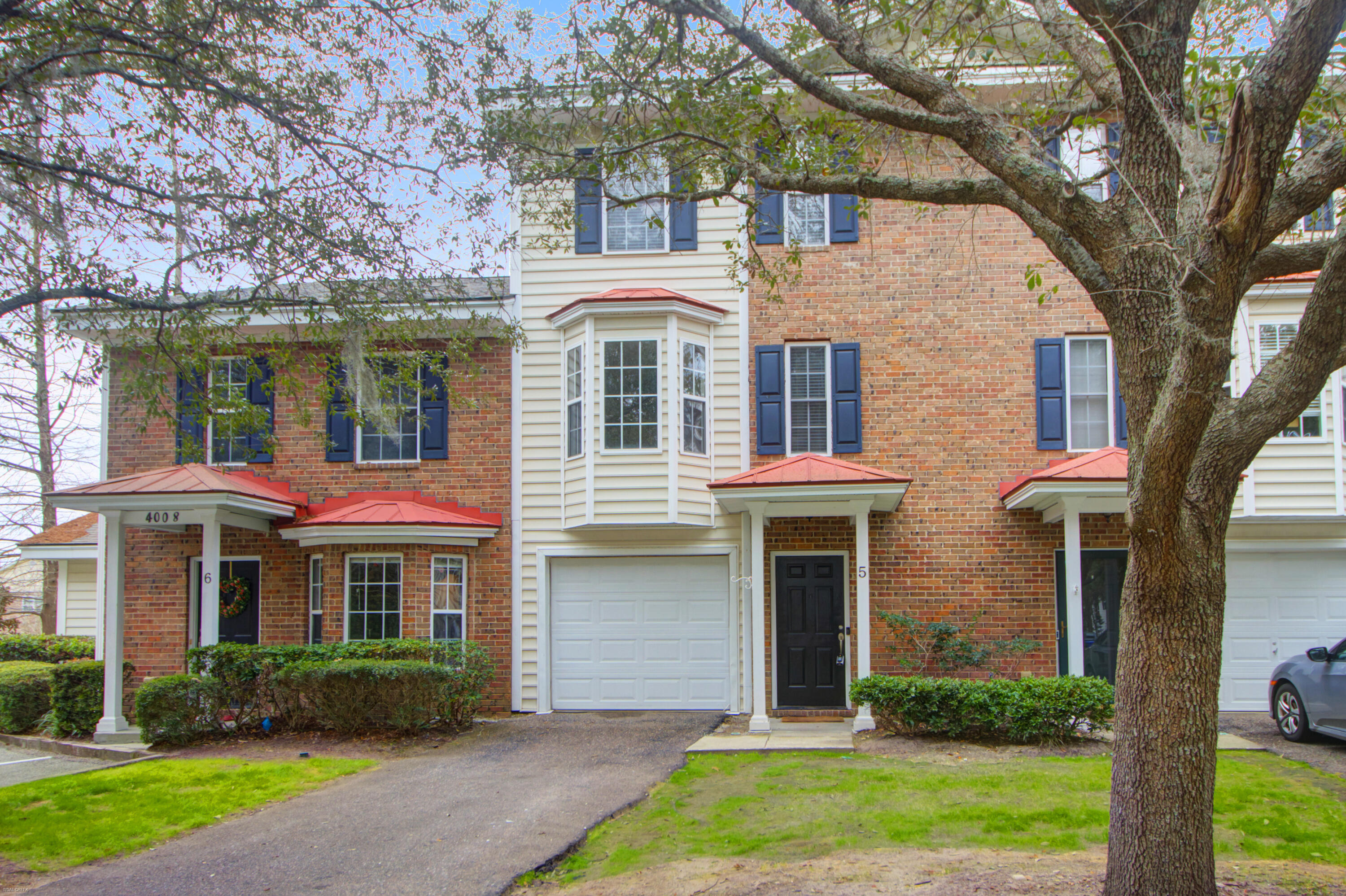 4008 Radcliffe Place Drive # 5 Unit: M-5