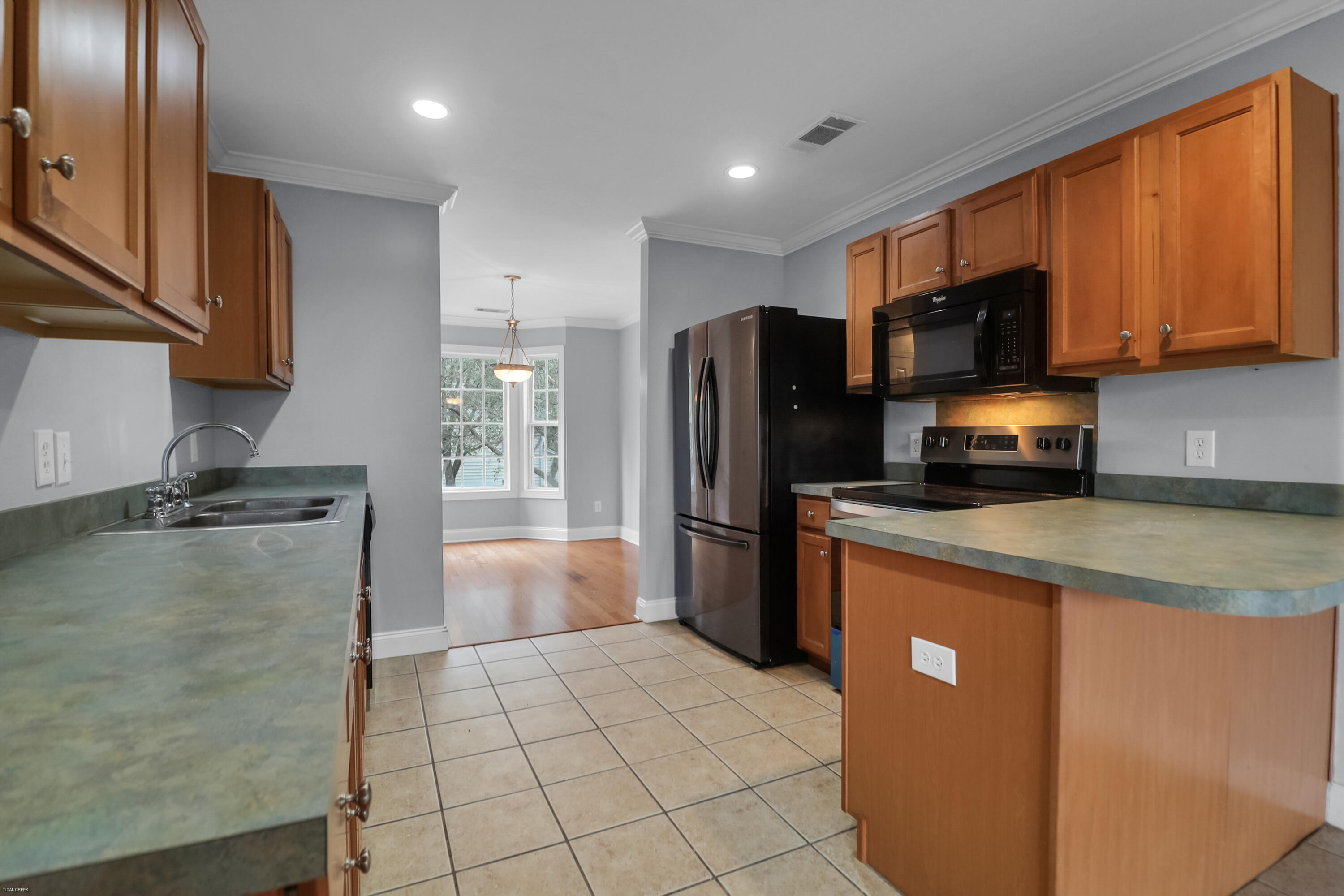 4008 Radcliffe Place Drive # 5 Unit: M-5