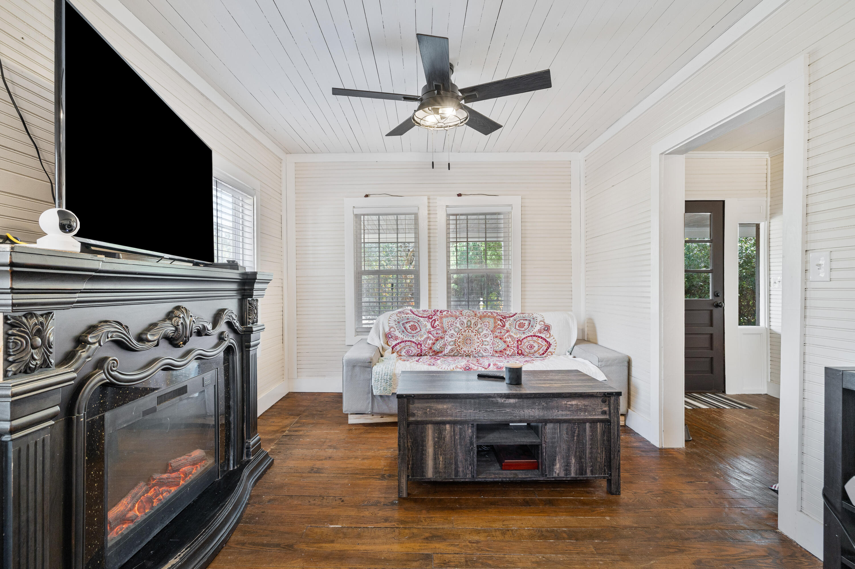 371 Rhode Drive
