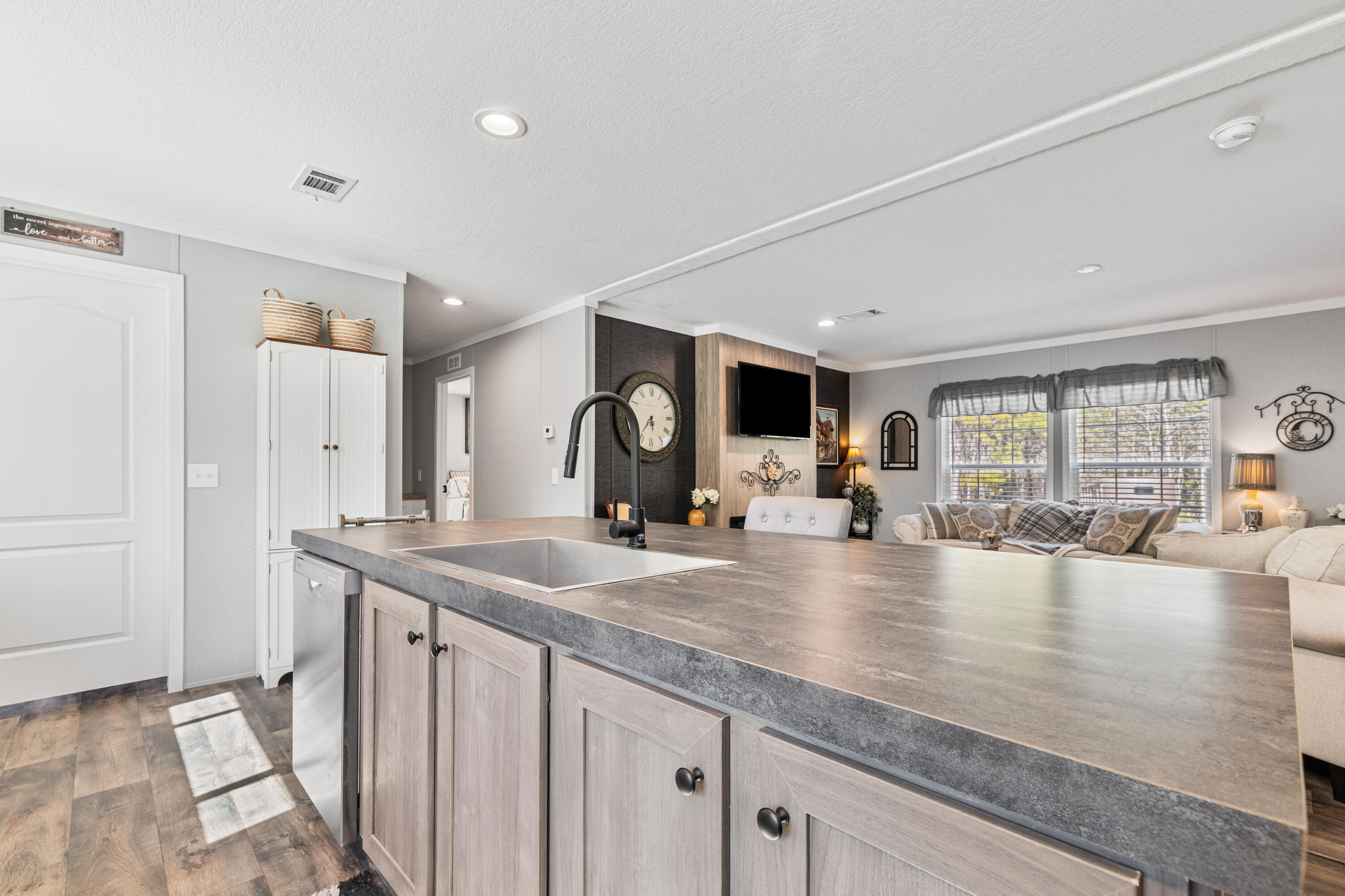 371 Rhode Drive