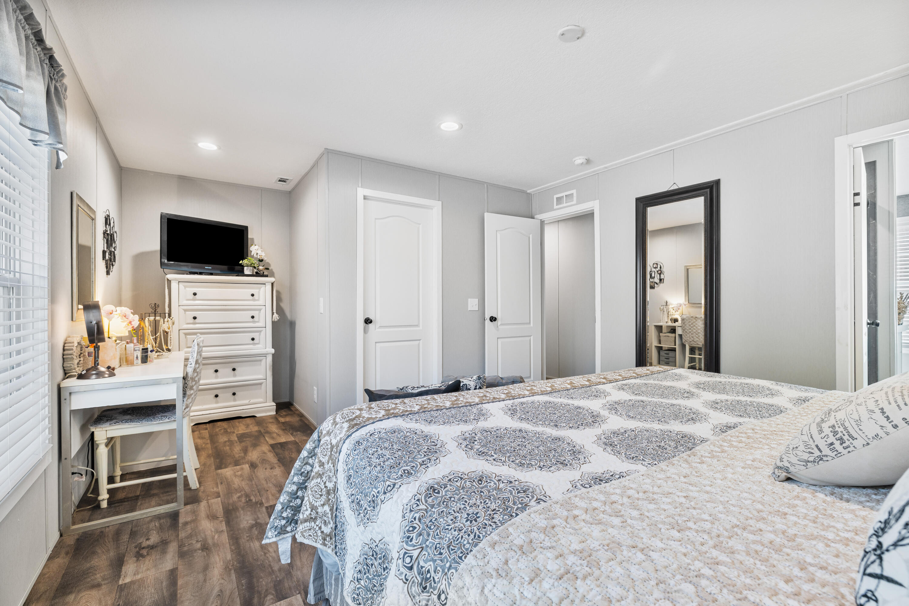 371 Rhode Drive