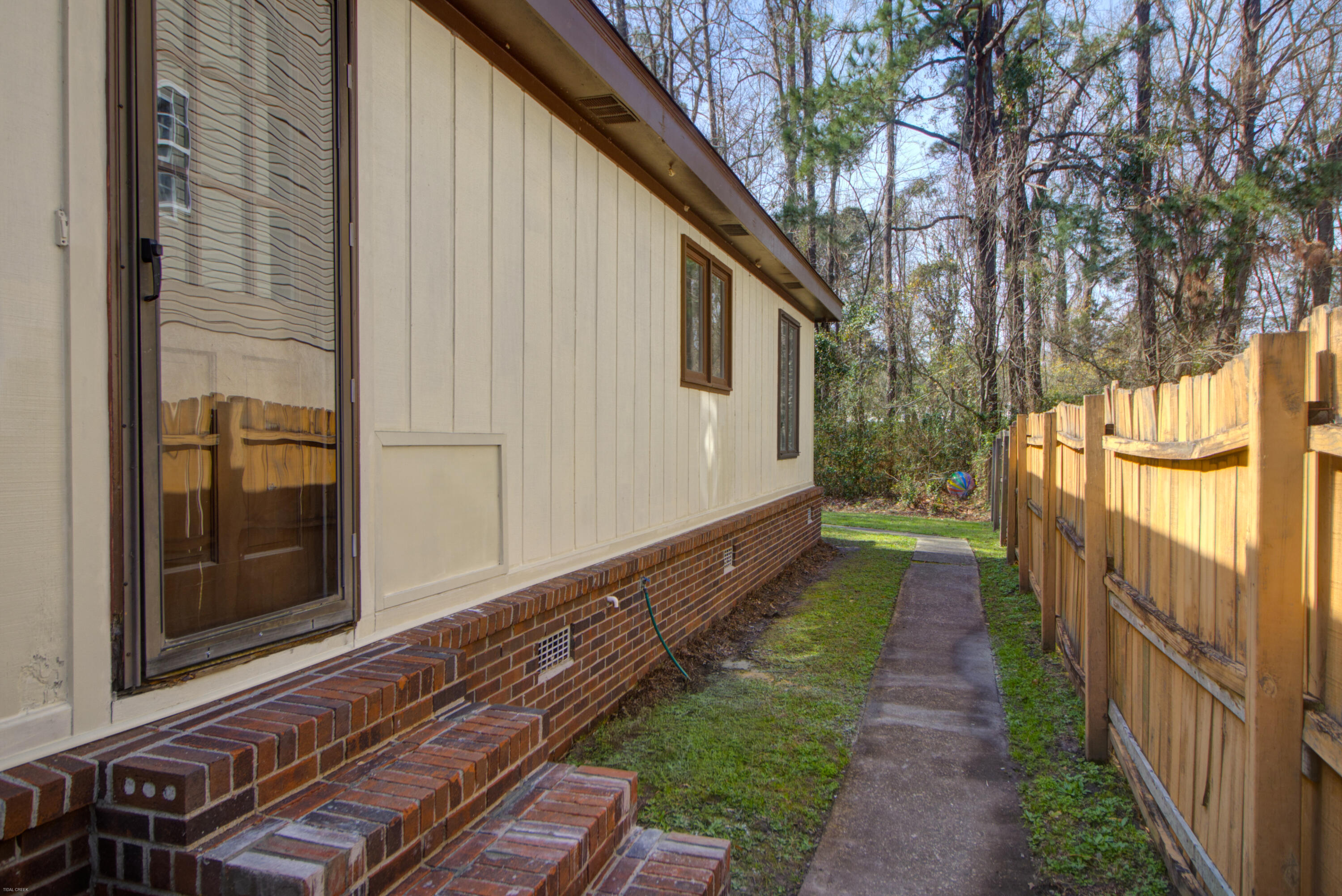 1543 Theresa Drive # B Unit: A And B