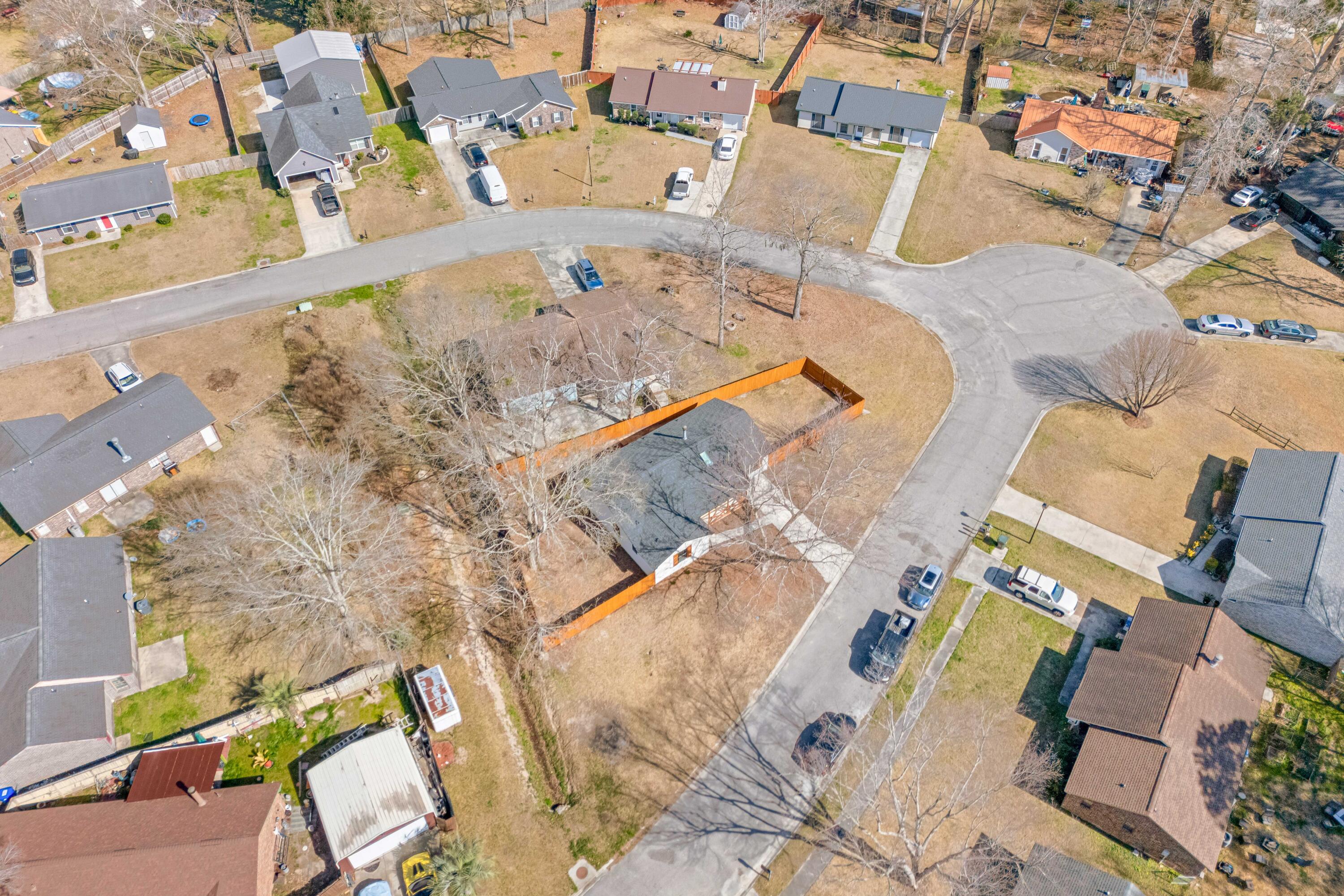 418 Carolina Circle