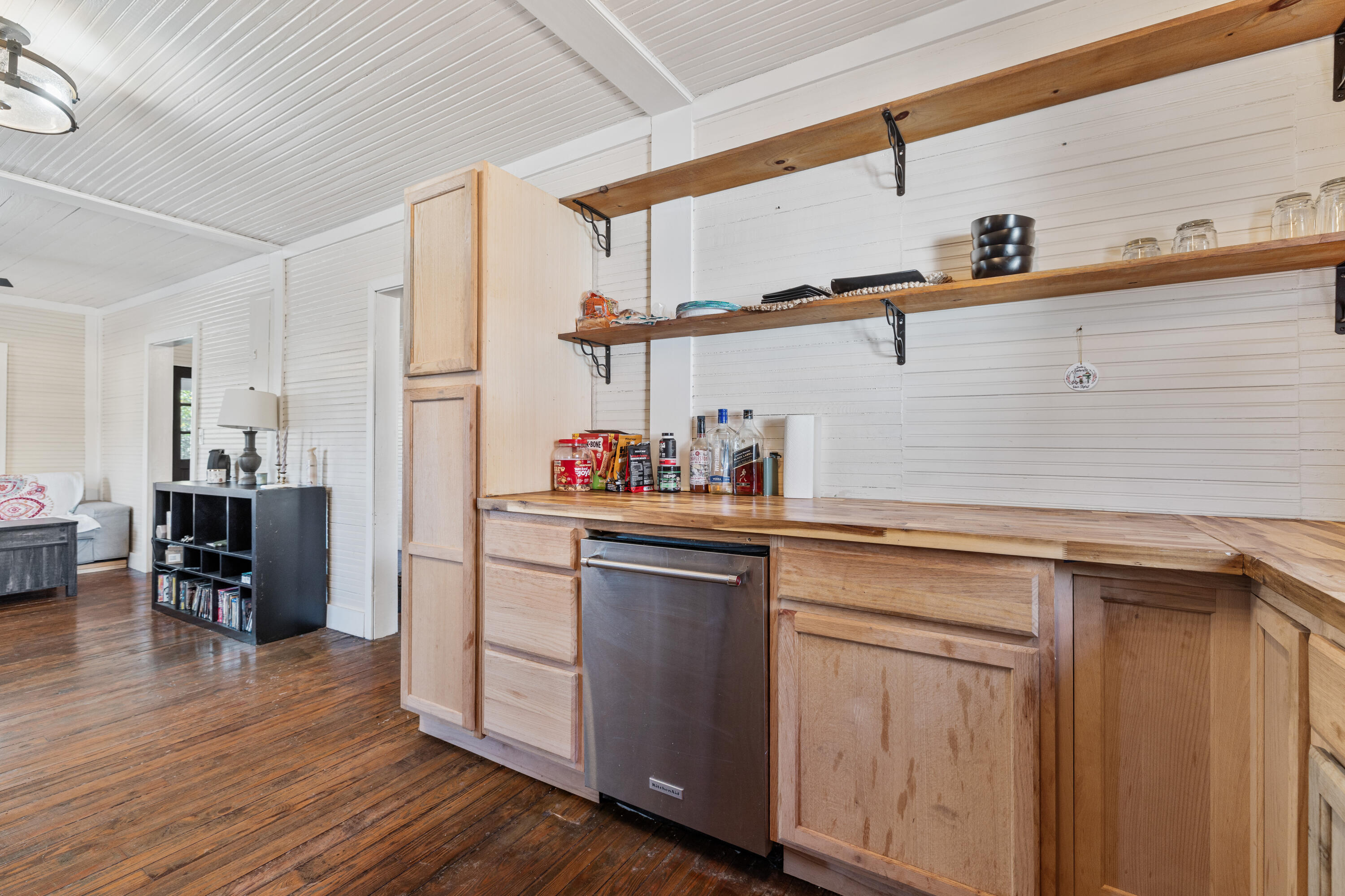 371 Rhode Drive