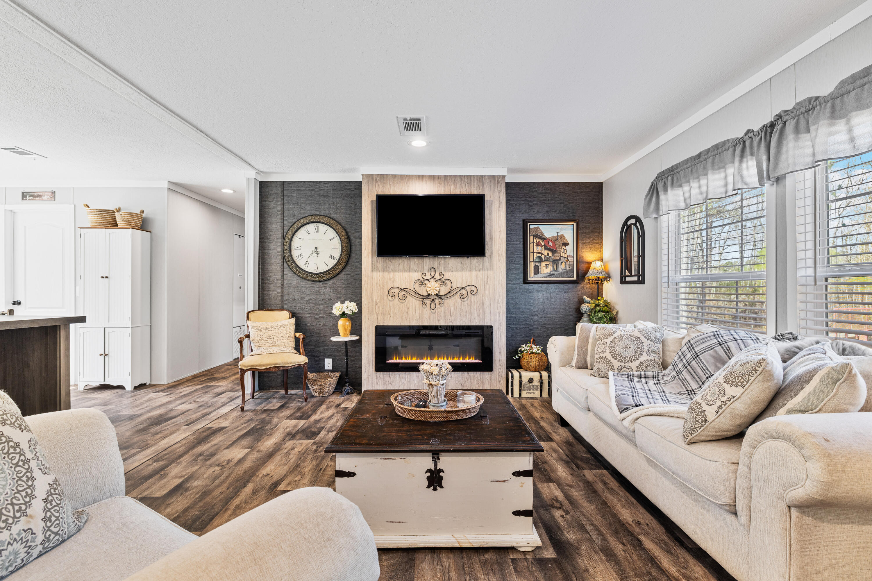 371 Rhode Drive