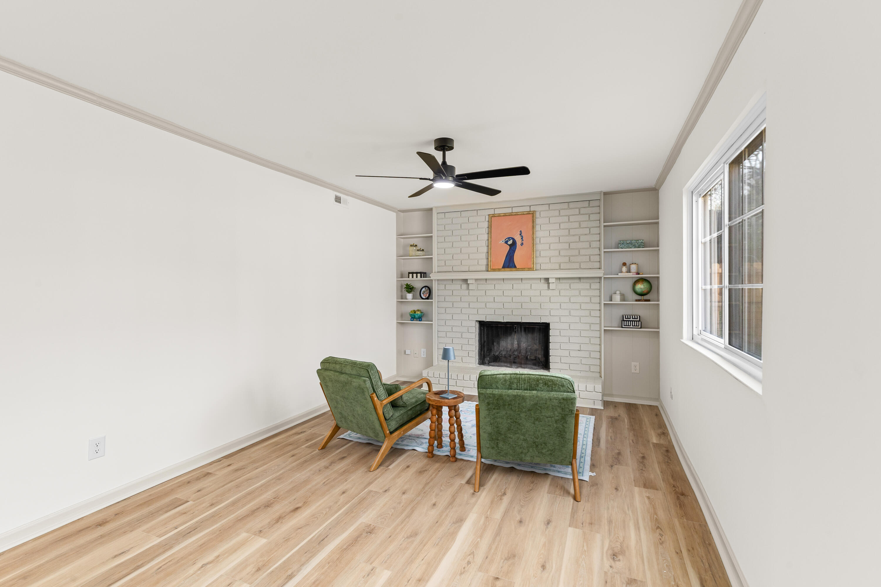 109 Woodthrush Road
