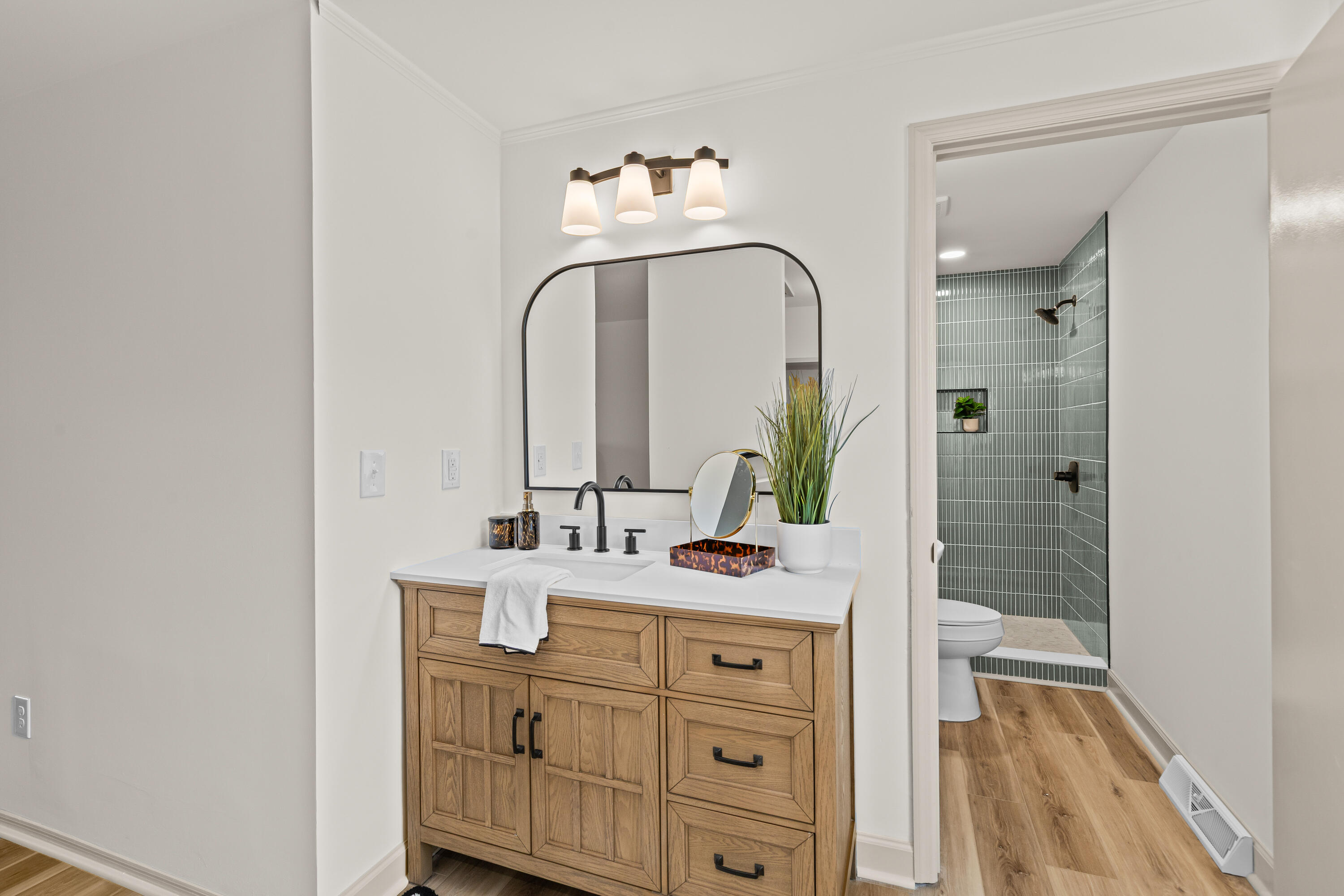 109 Woodthrush Road