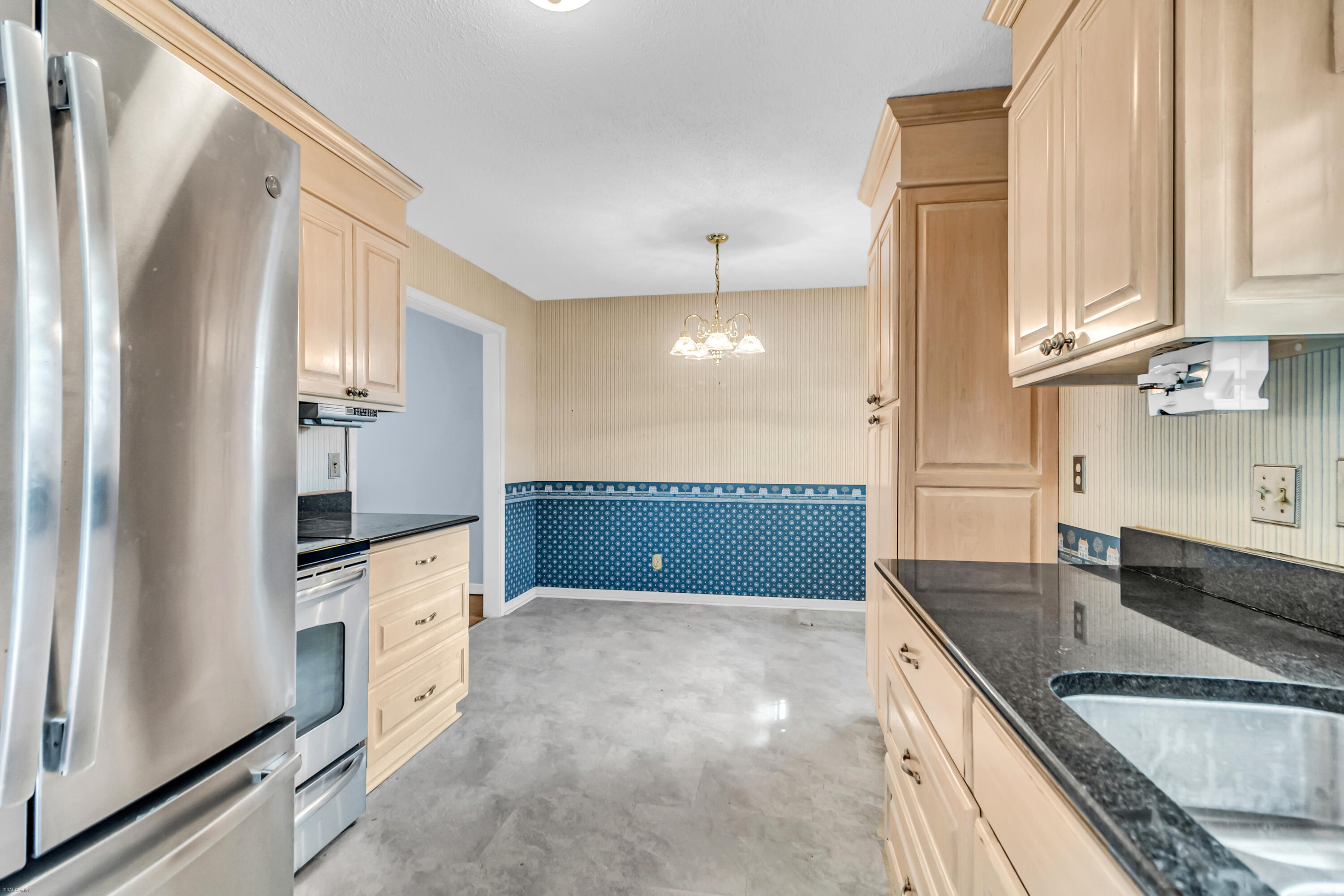 14 Huguenot Avenue