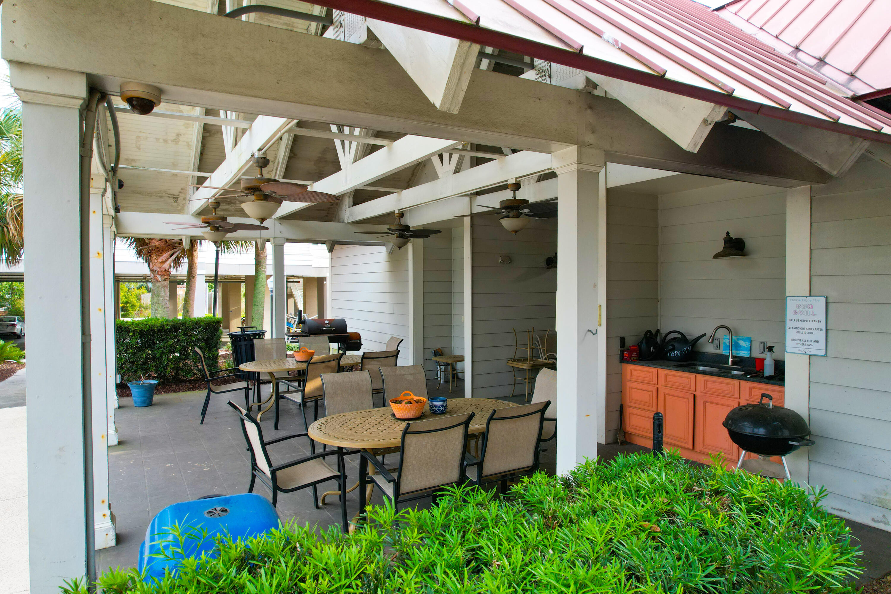 1984 Folly Road Apt B308