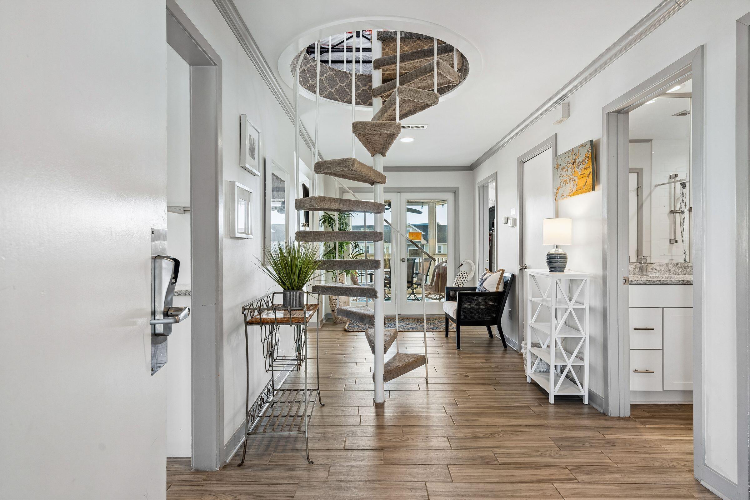 8500 Palmetto Drive # 304 Unit: I 304