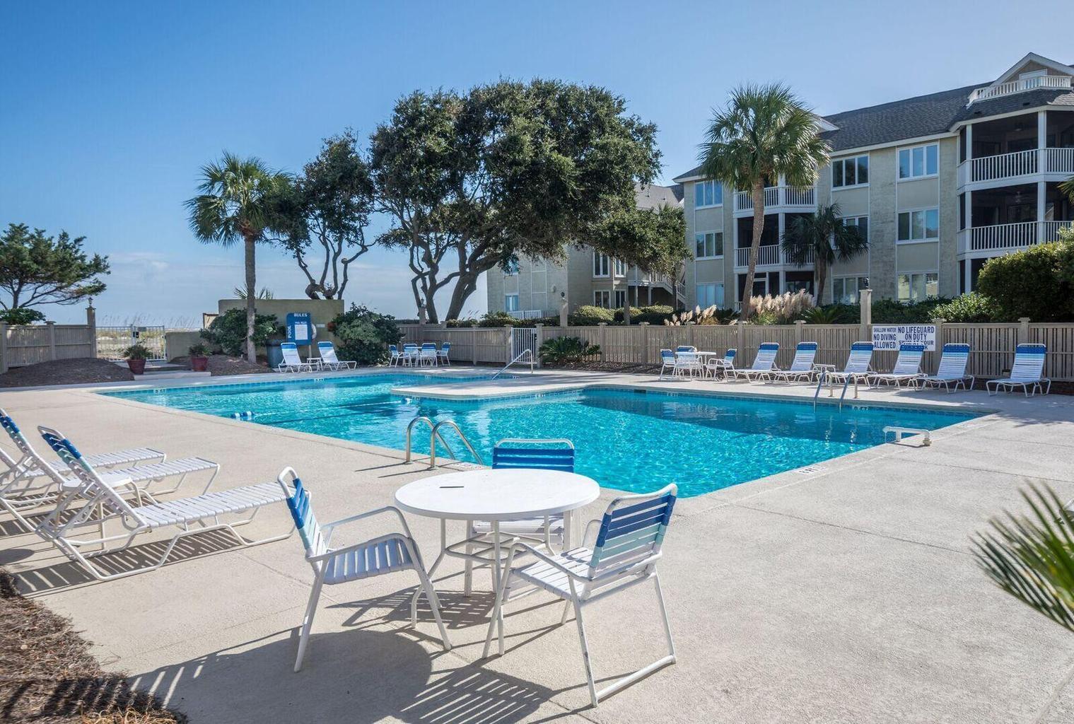 8500 Palmetto Drive # 304 Unit: I 304